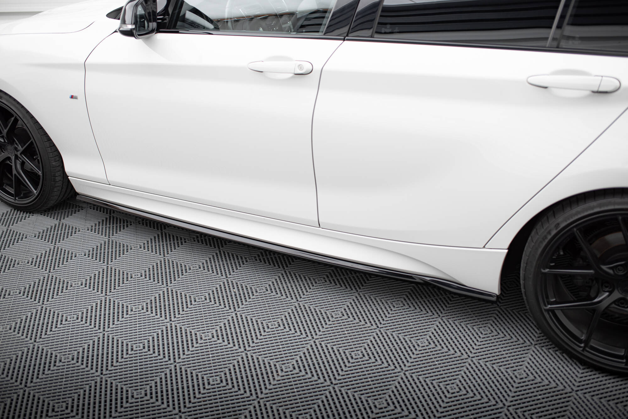 Side Skirts Diffusers V.5 BMW 1 M-Pack / M140i F20 Facelift - 4