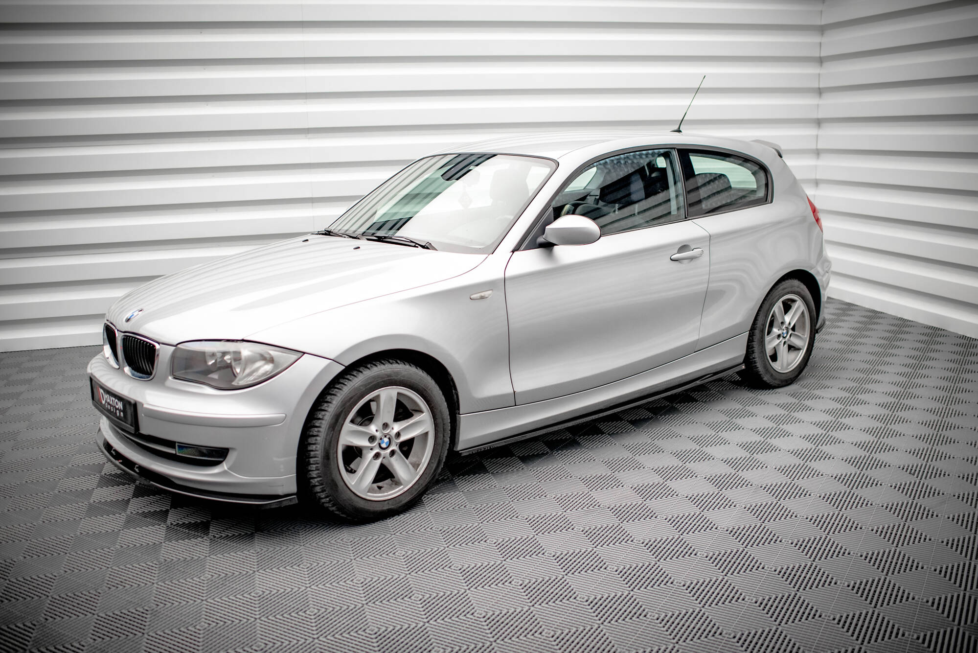 Side Skirts Diffusers V.2 BMW 1 E81 Facelift - 3