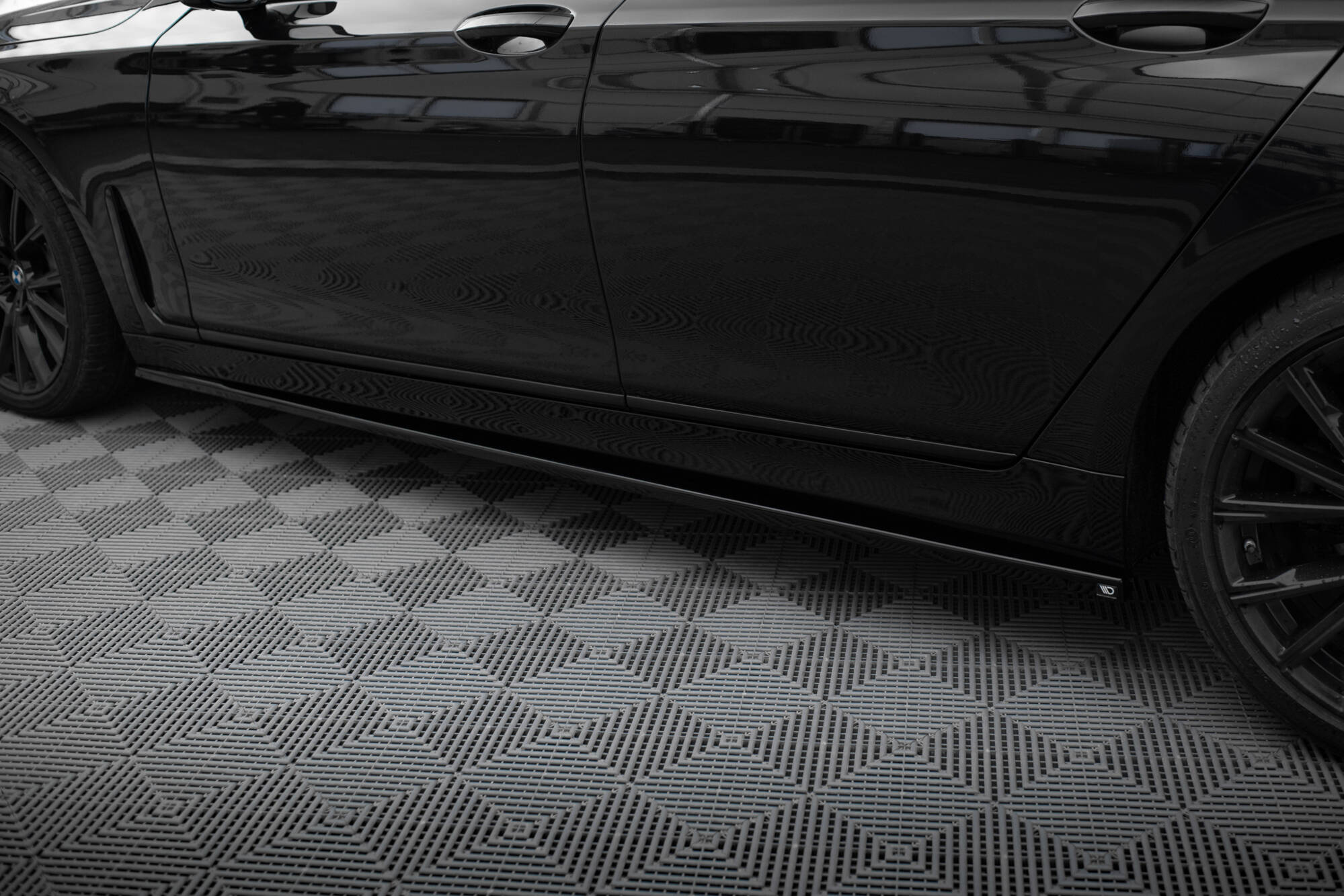 Side Skirts Diffusers BMW 7 G11 Facelift - 4