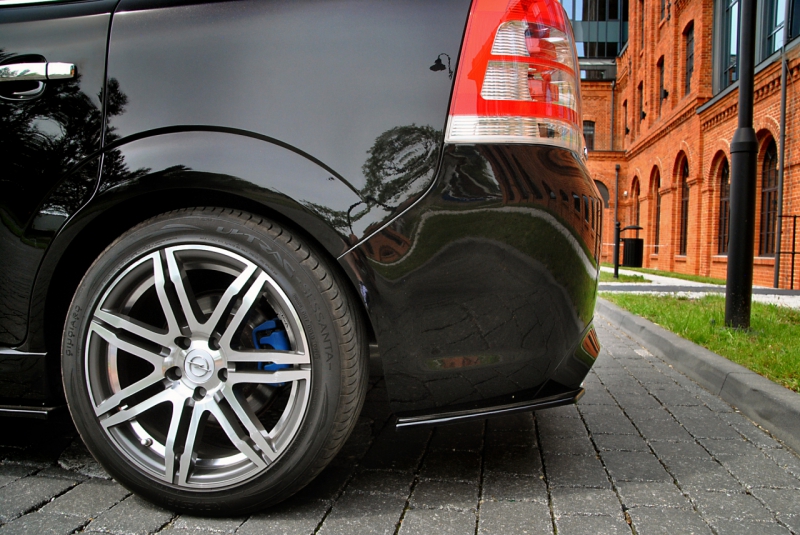 BAKRE SIDOSPLITTERS OPEL ZAFIRA B OPC /