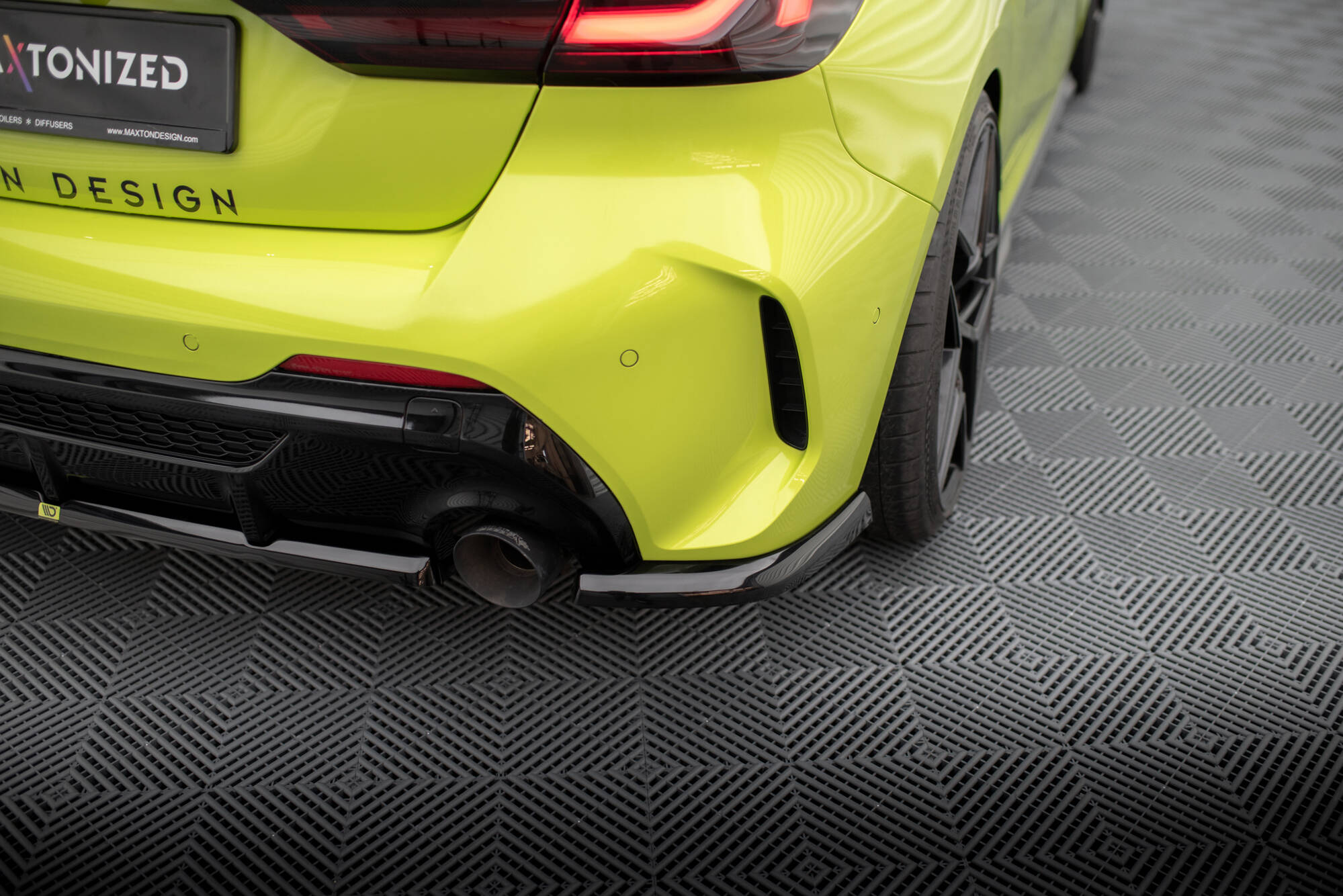 Rear Side Splitters V.11 BMW 1 M-Pack / M135i F40 - 3
