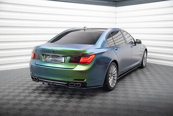 Central Rear Splitter (Vertical Bars) BMW 7 F01
