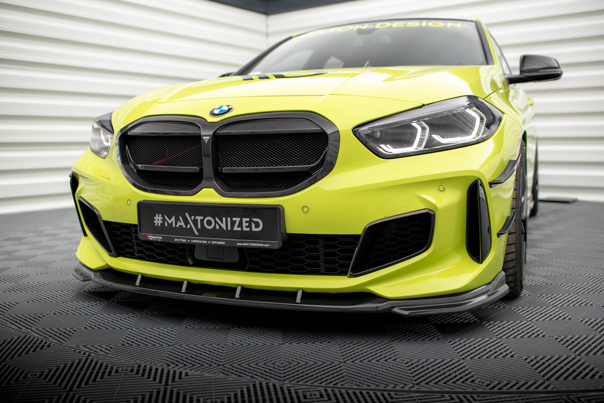 Carbon Fiber Front Grill BMW 1 F40 M-Pack / M135i - 8