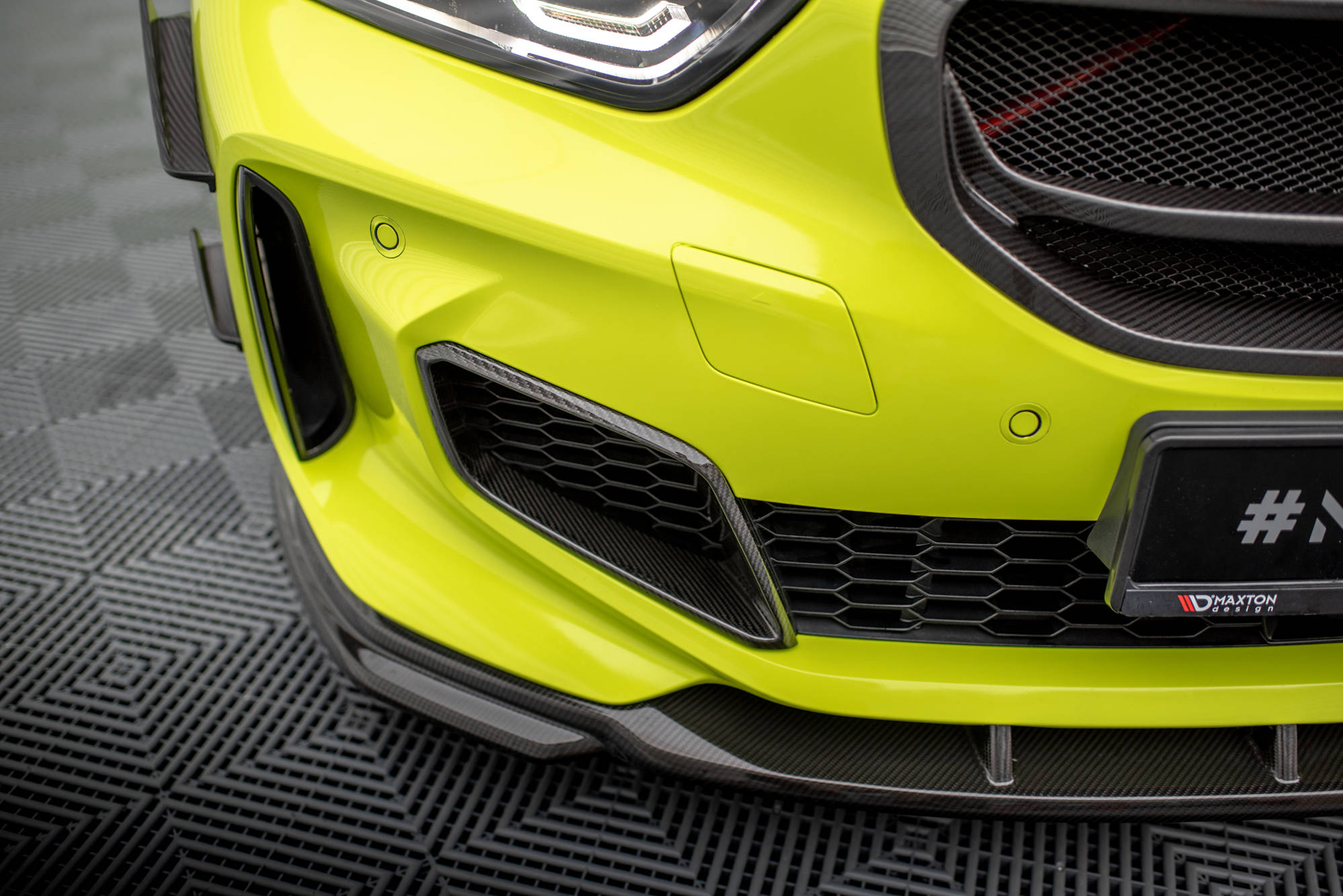 Carbon Fiber Front Bumper Side Vents BMW 1 F40 M-Pack / M135i - 2