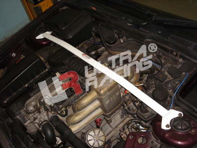 BMW 7-SERIES E32 ULTRARACING 2-POINT FRONT UPPER STRUTBAR
