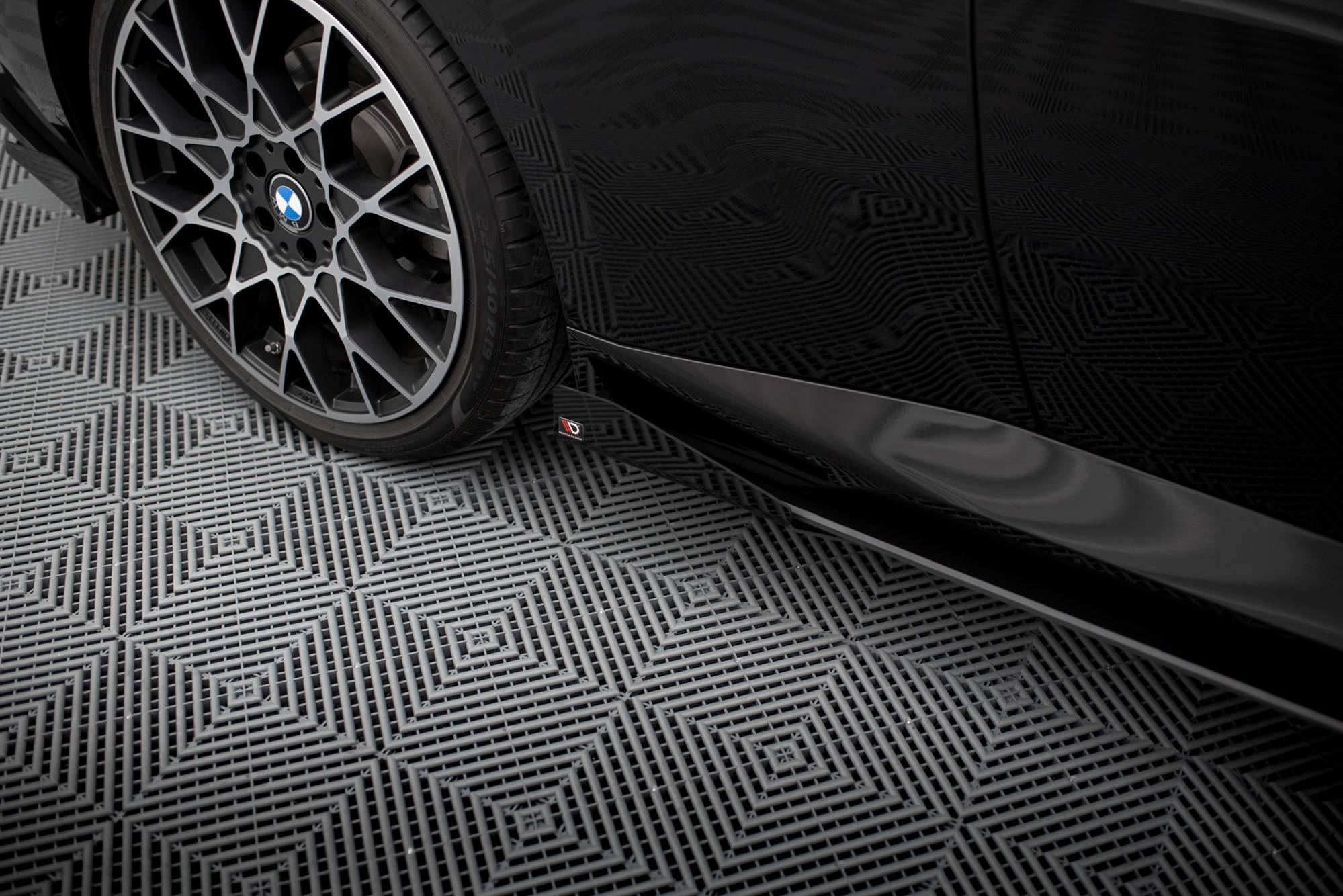 Side Flaps BMW 2 Coupe G42 - 2