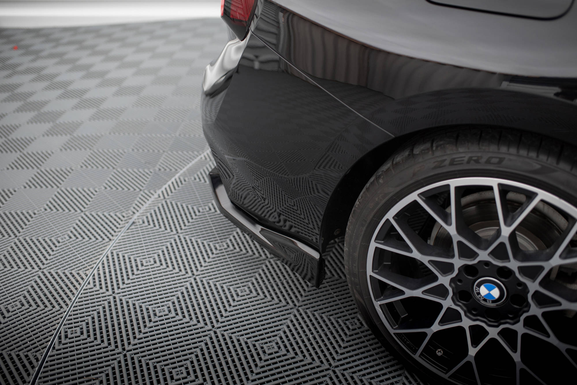 Rear Side Splitters V.2 BMW 2 Coupe G42 - 2