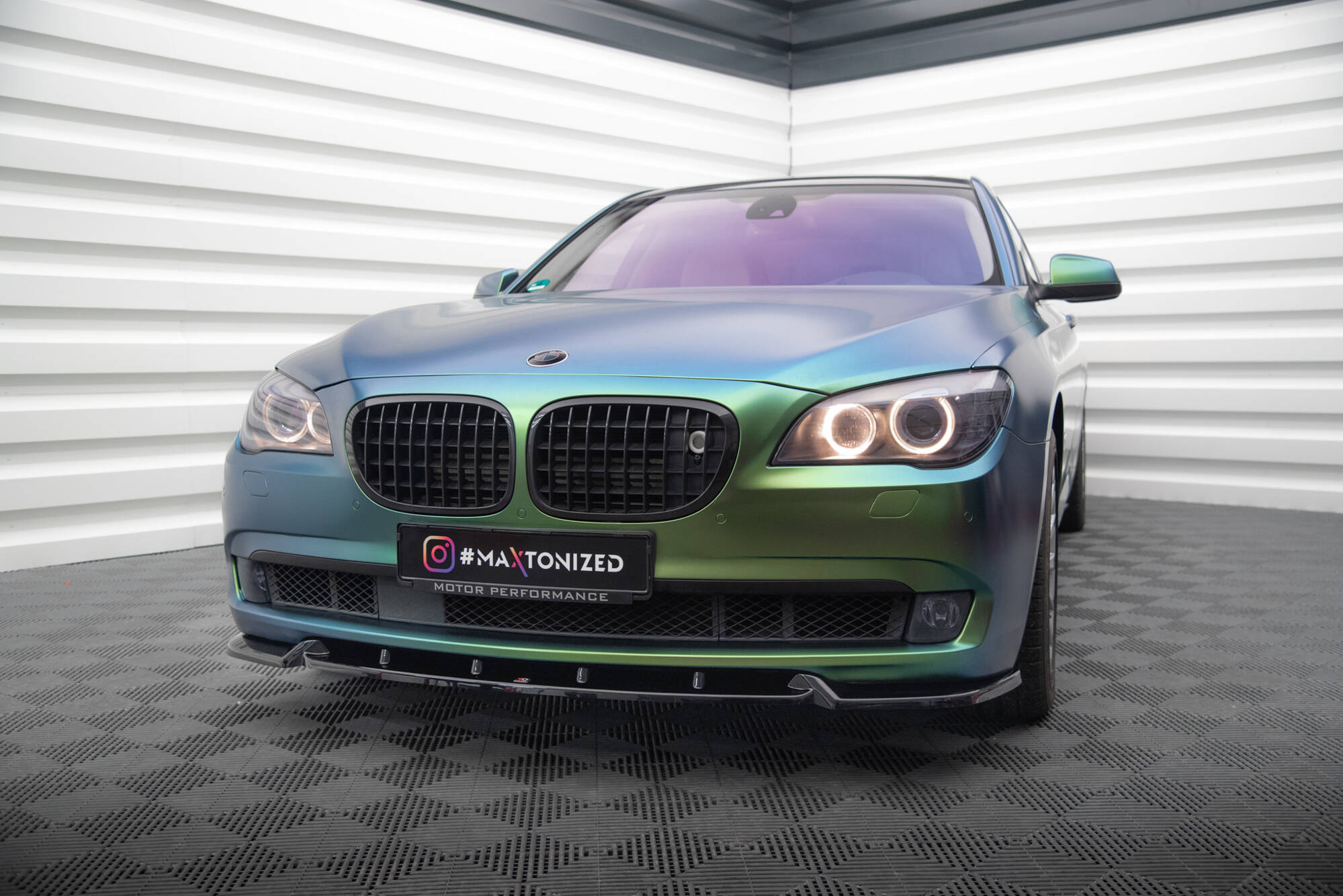 Front Splitter V.2 BMW 7 F01 - 4