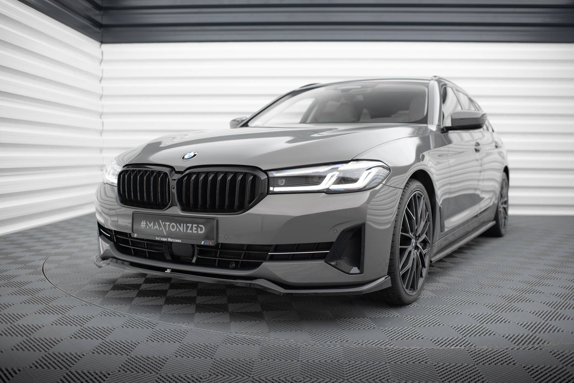 Front Splitter V.2 BMW 5 G30 / G31 Facelift - 3