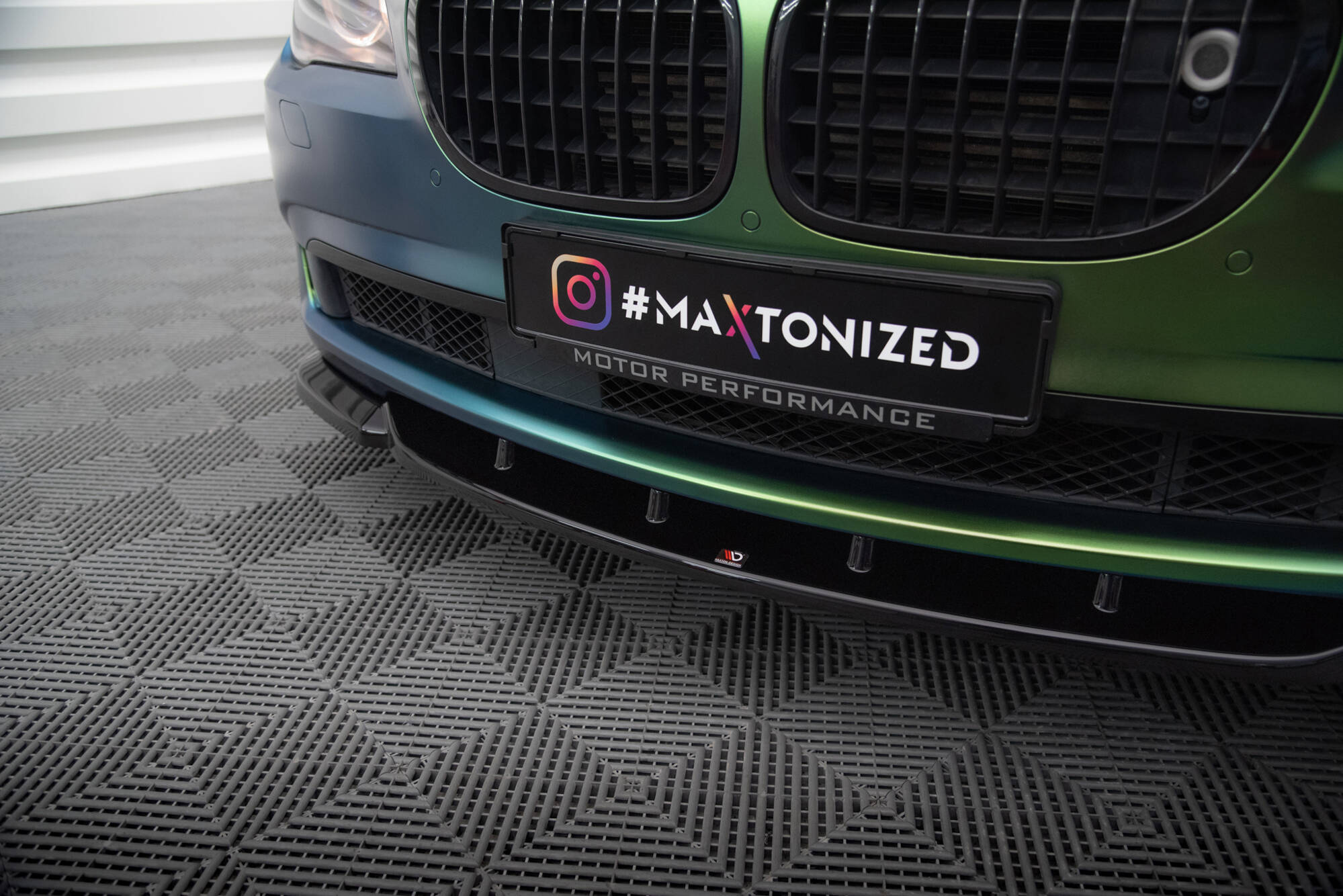 Front Splitter V.1 BMW 7 F01 - 4
