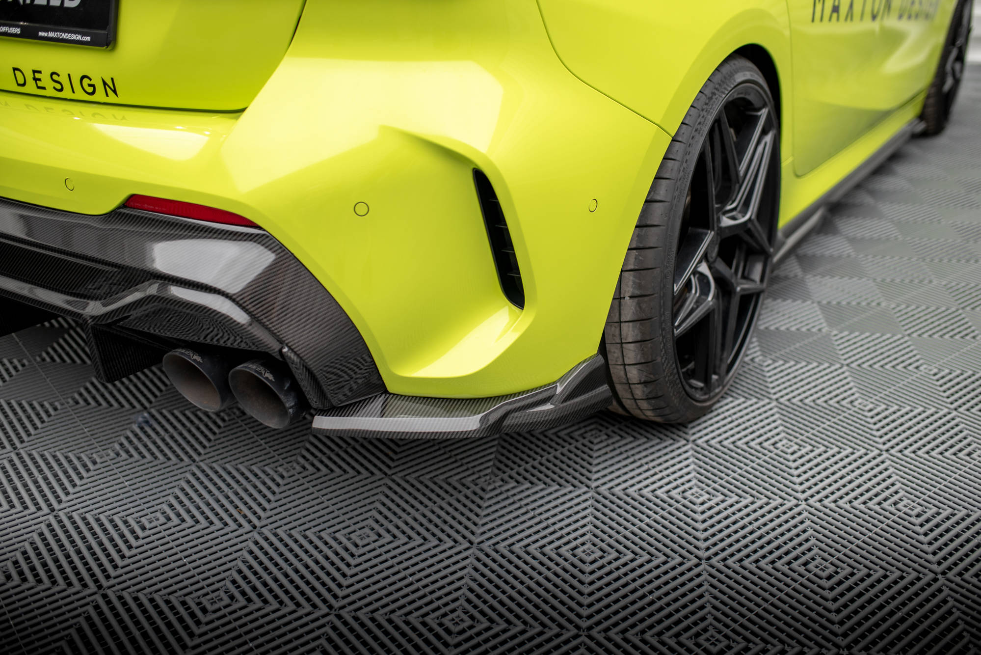 Carbon Fiber Rear Side Splitters BMW 1 F40 M-Pack / M135i - 3