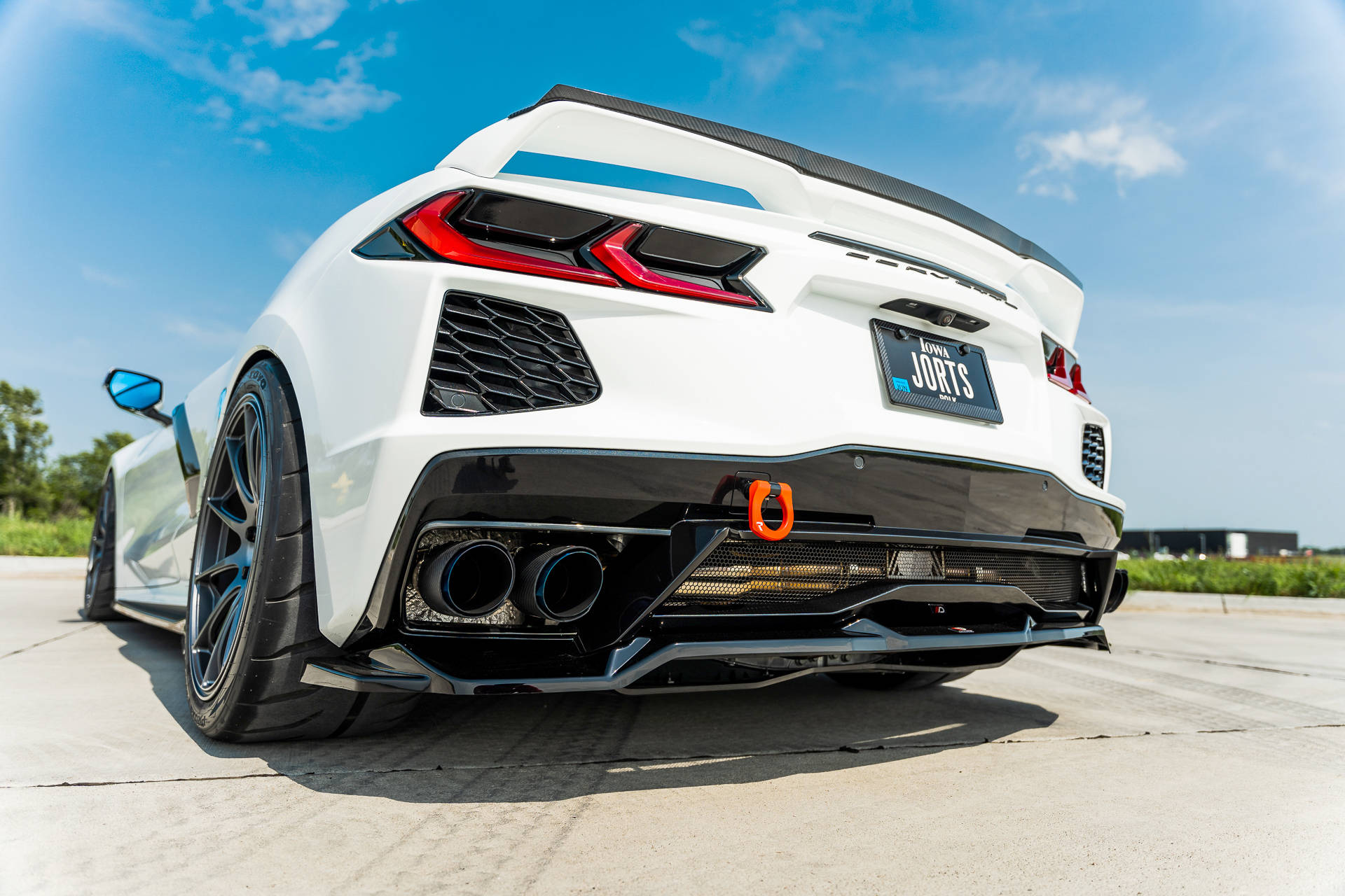 Central Rear Splitter Chevrolet Corvette C8 - 3