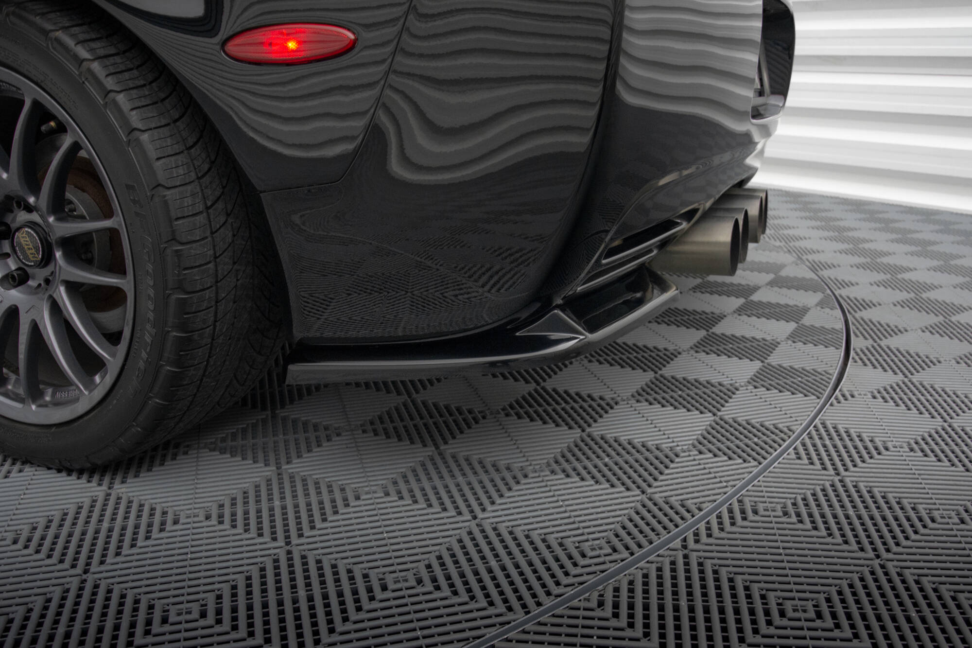 Rear Side Splitters Chevrolet Corvette C5 - 2