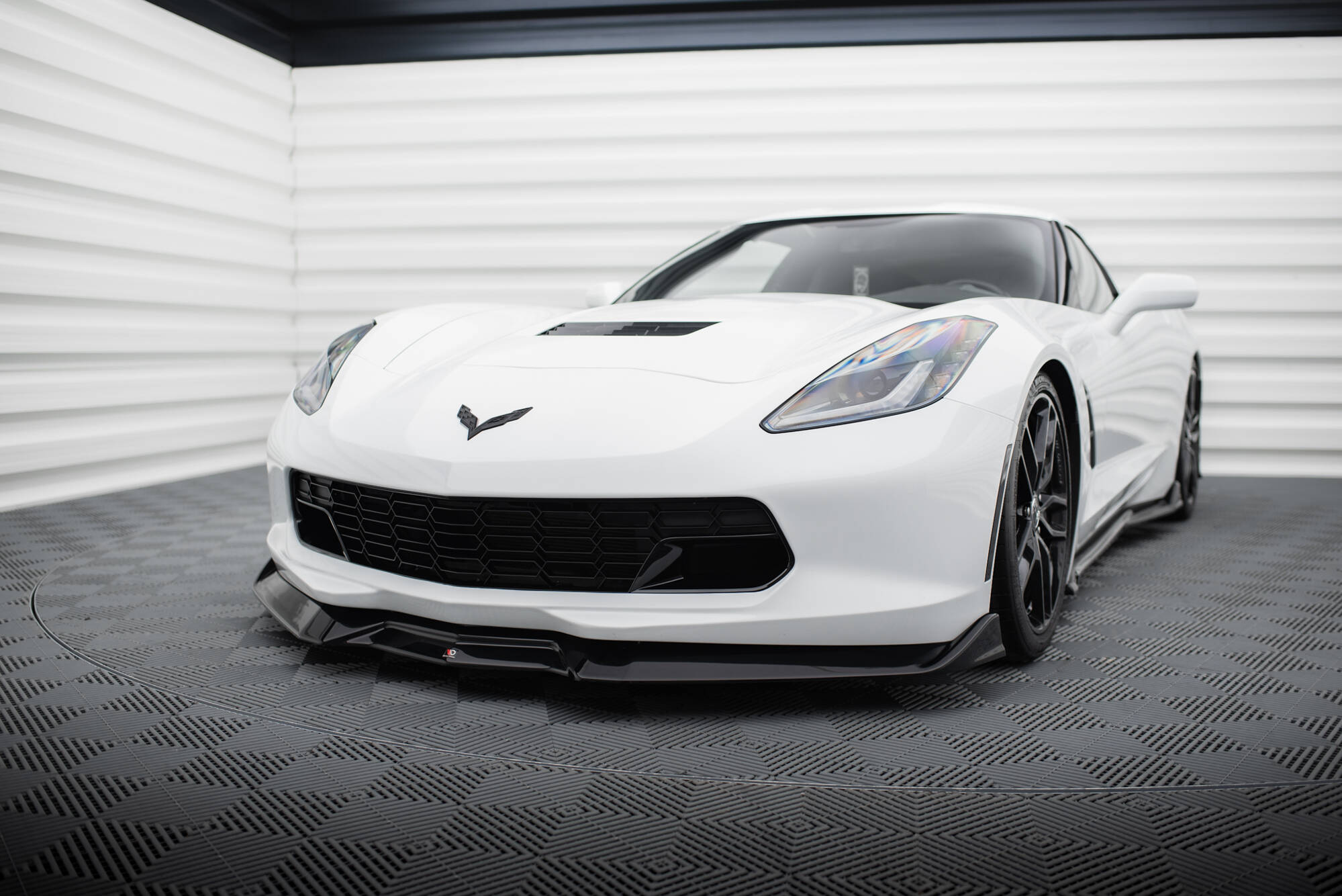 Front Splitter V.2 Chevrolet Corvette C7 - 4