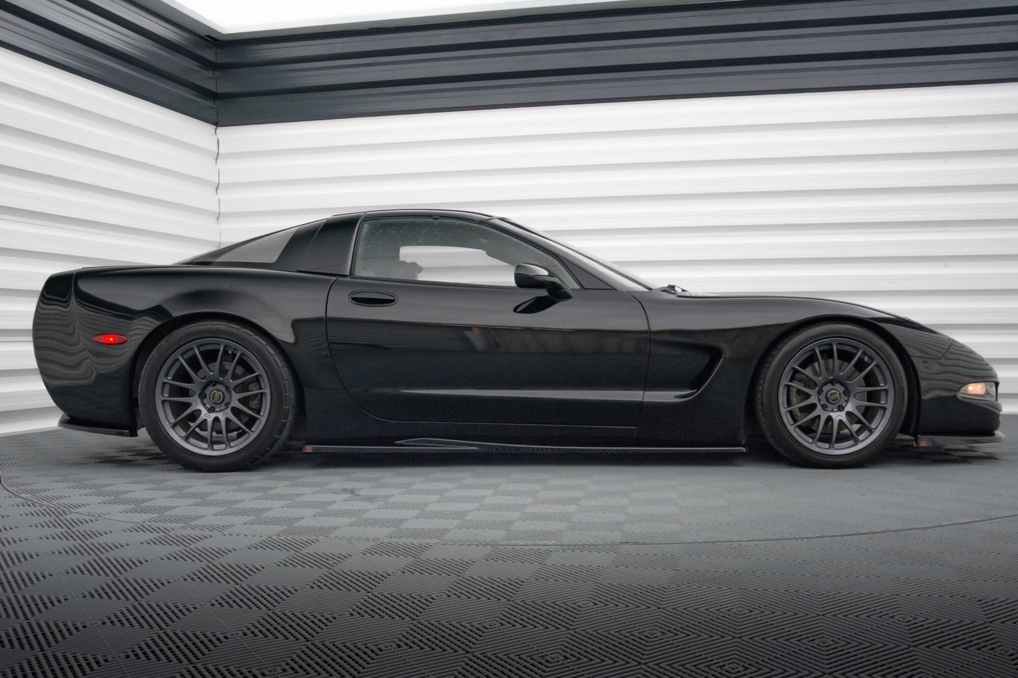 Side Skirts Diffusers Chevrolet Corvette C5 - 2