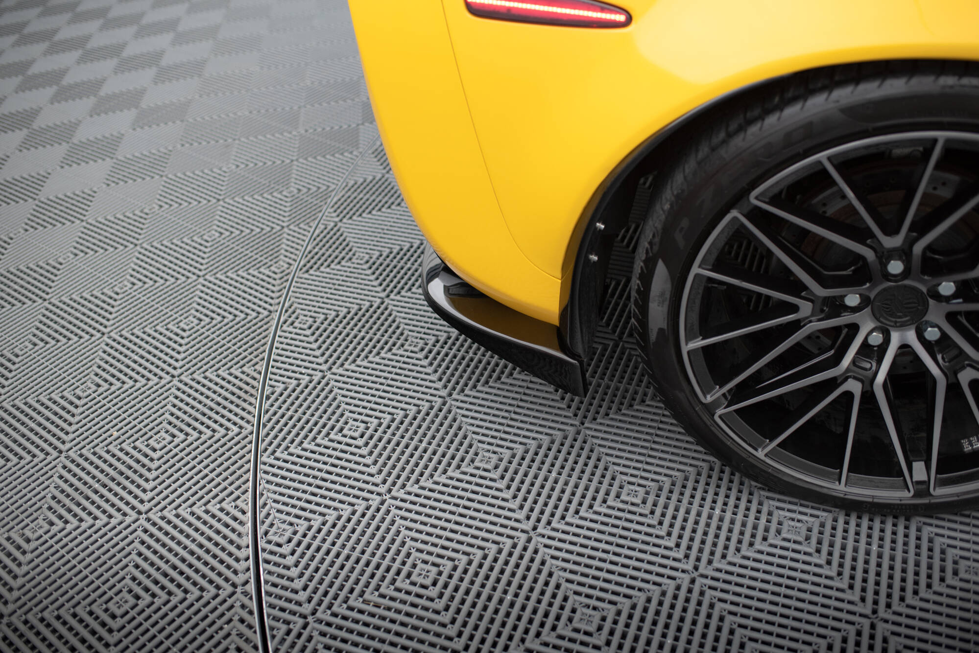 Rear Side Splitters Chevrolet Corvette C6 - 5