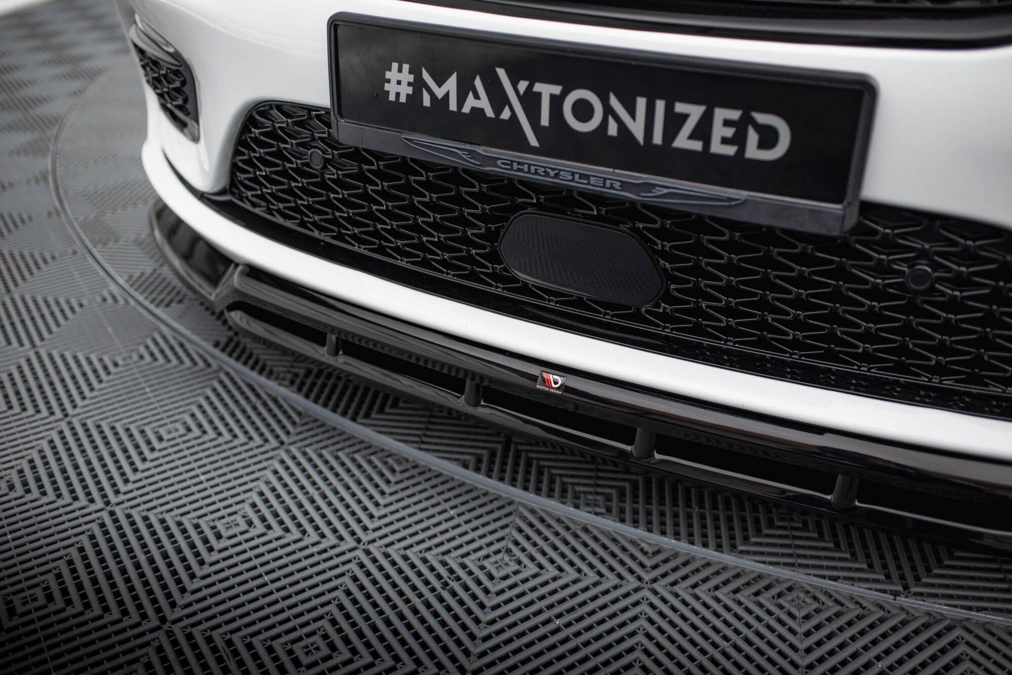 Front Splitter Chrysler Pacifica Mk2 Facelift - 4