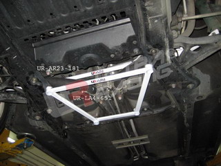 TOYOTA MR2/MRS 04-07 ULTRARACING 4-POINT FRONT LOWER BRACE