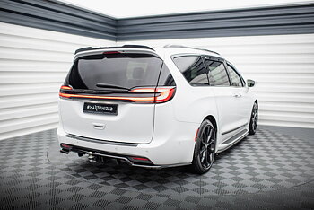 Central Rear Splitter (Vertical Bars) Chrysler Pacifica Mk2 Facelift