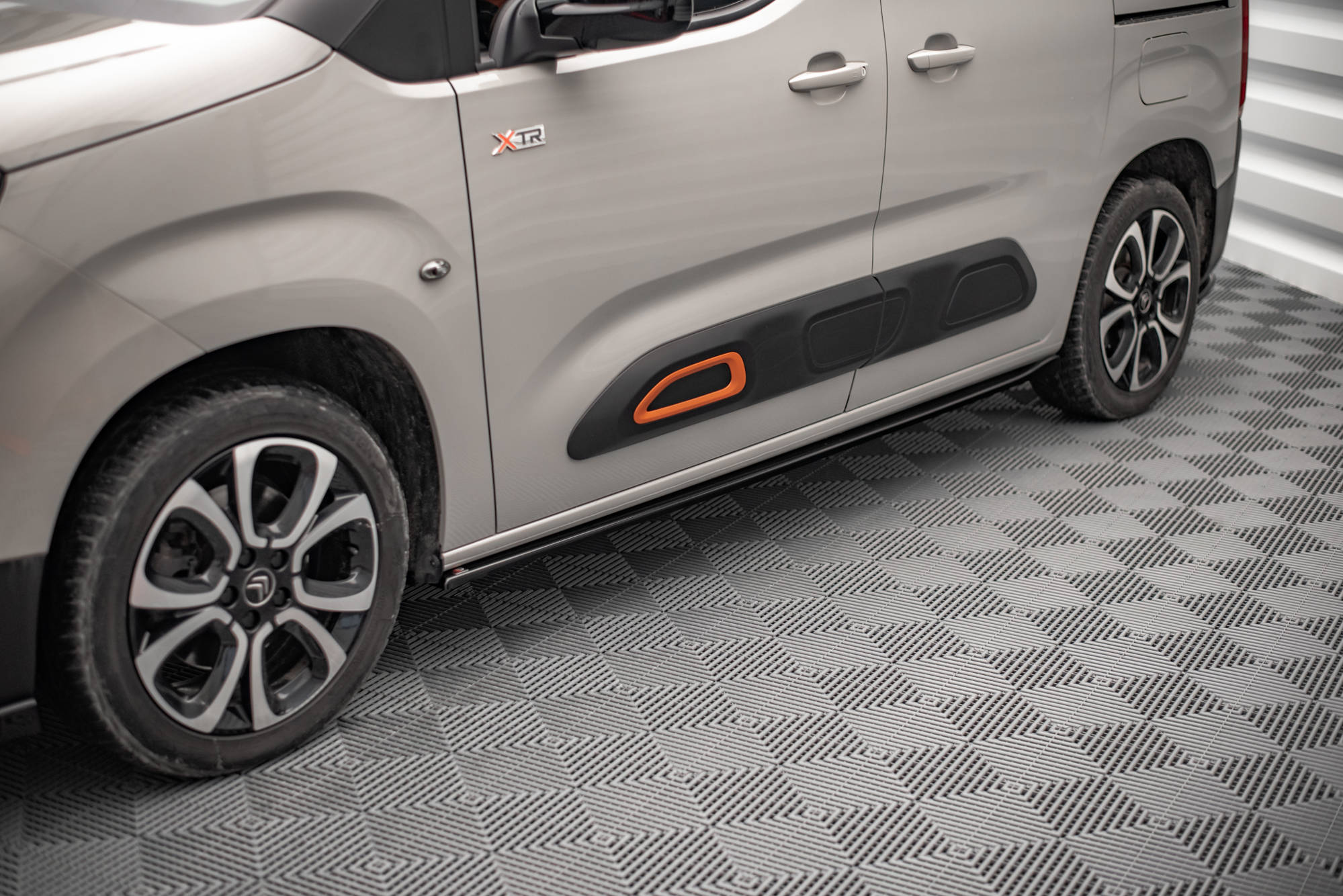 Side Skirts Diffusers Citroen Berlingo Mk3 - 2
