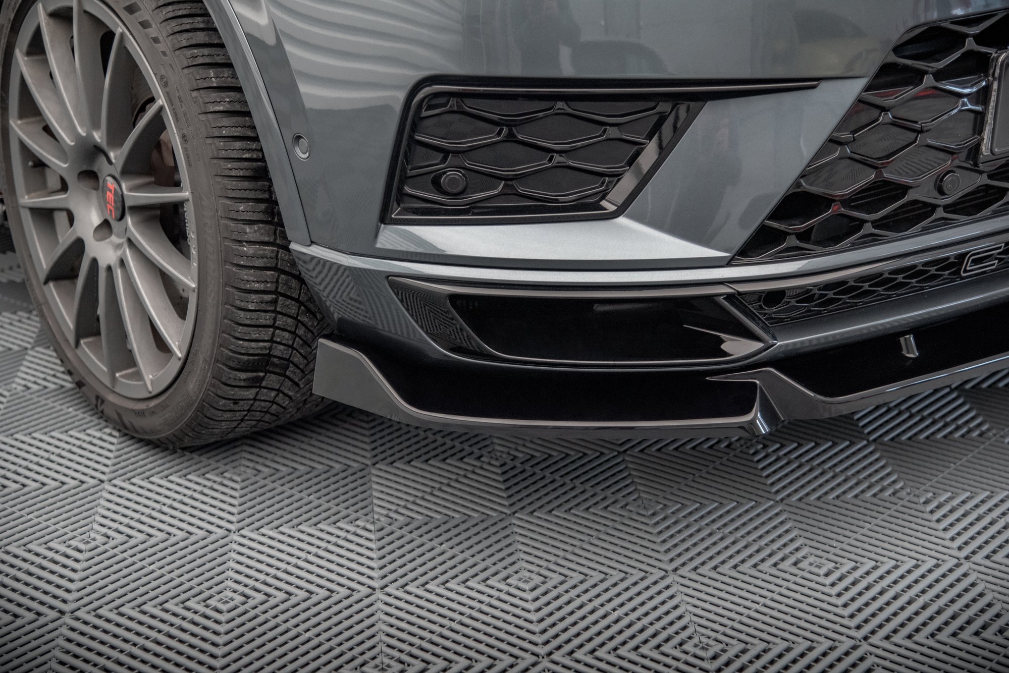 Front Splitter V.1 Cupra Ateca - 5