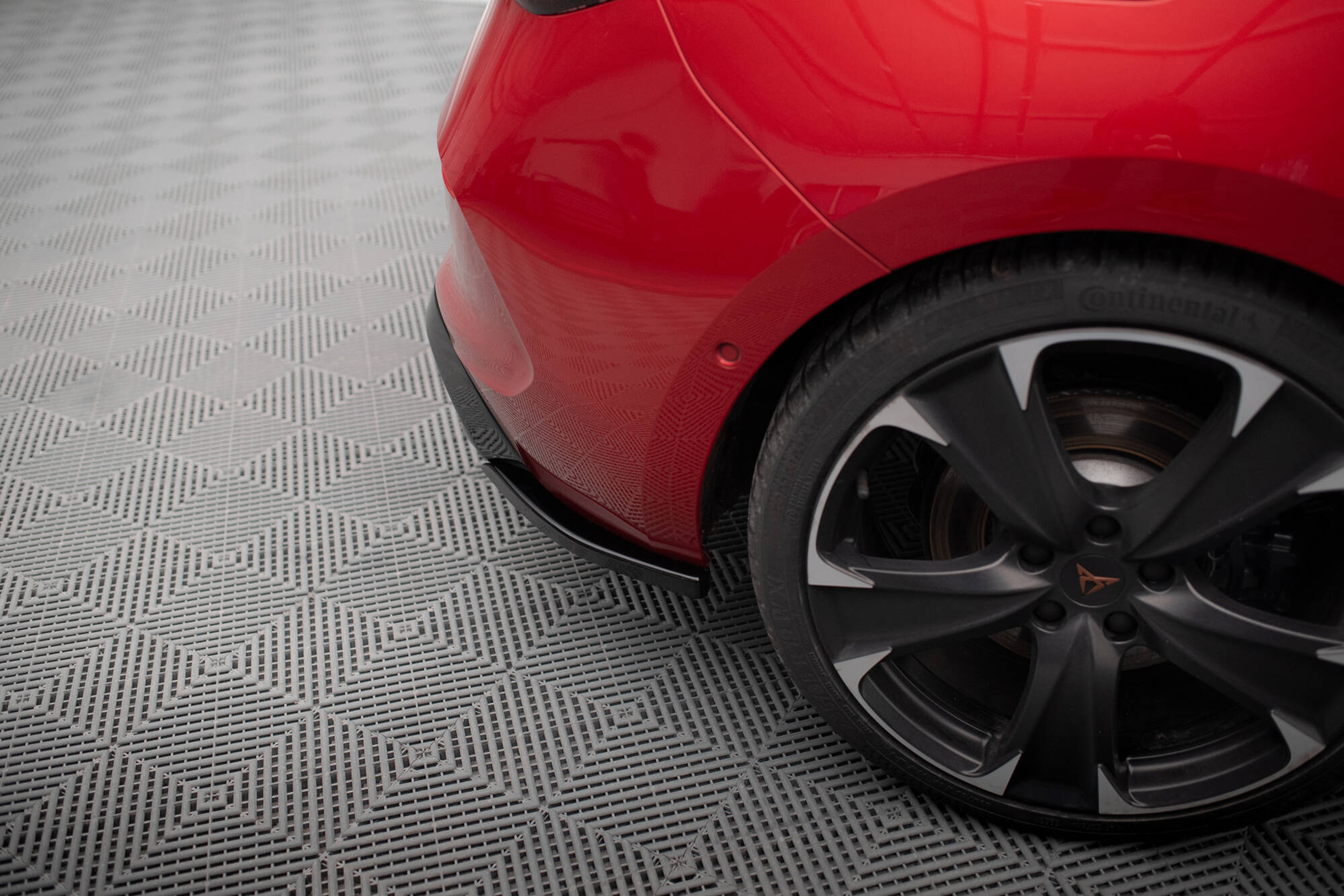 Rear Side Splitters V.2 Cupra Leon Hatchback Mk1 - 4