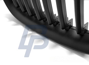BMW X1 E84 10.09-08.12 MATTSVART GRILL