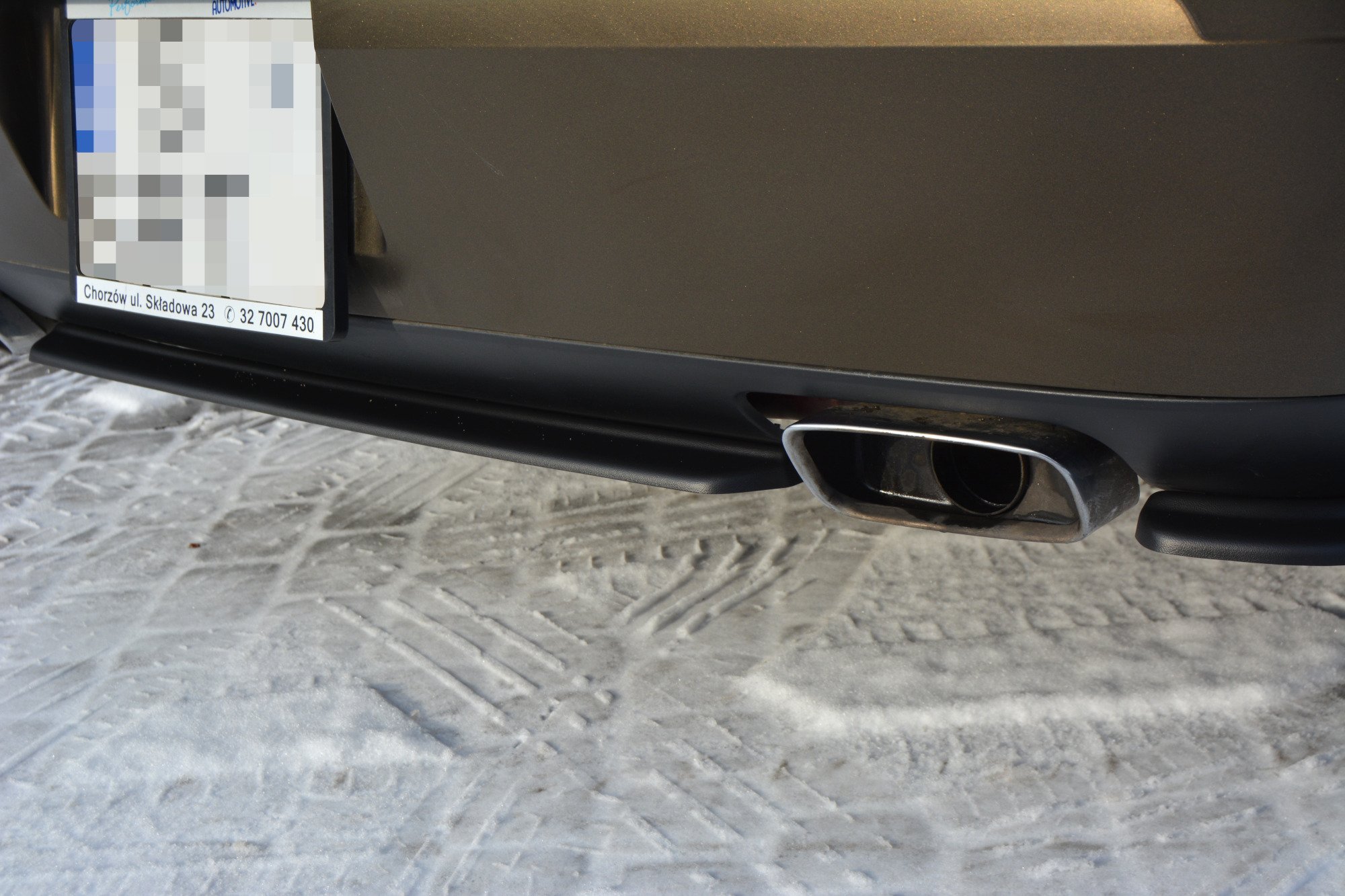 Central Rear Splitter Dodge Challenger Mk3 PHASE-1 SRT8 Coupe