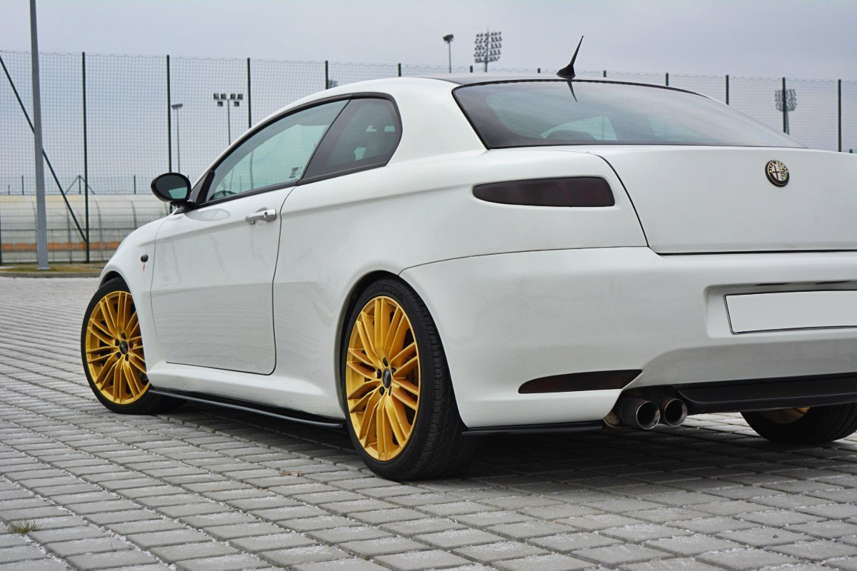 REAR SIDE SPLITTERS ALFA ROMEO GT - 2