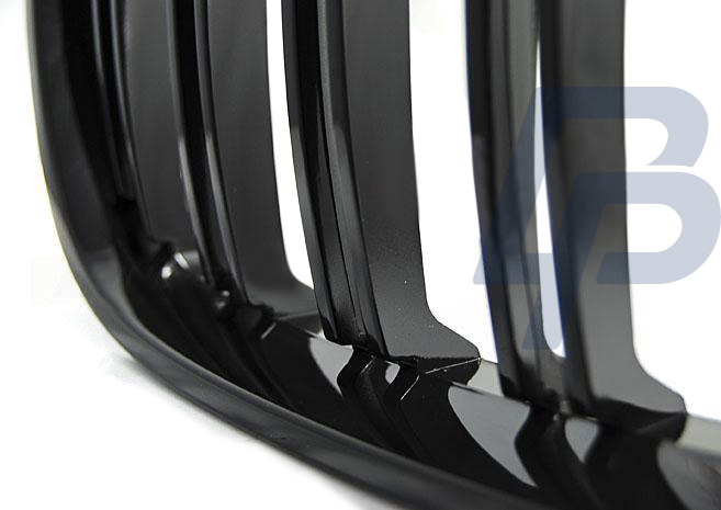 BMW F32,F33,F36 13-  M4 LOOK GLOSSY BLACK - 3