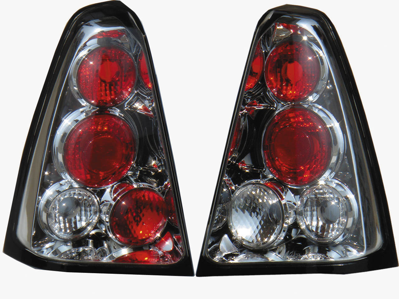 DACIA LOGAN 05+ TAILLIGHTS CHROME V1