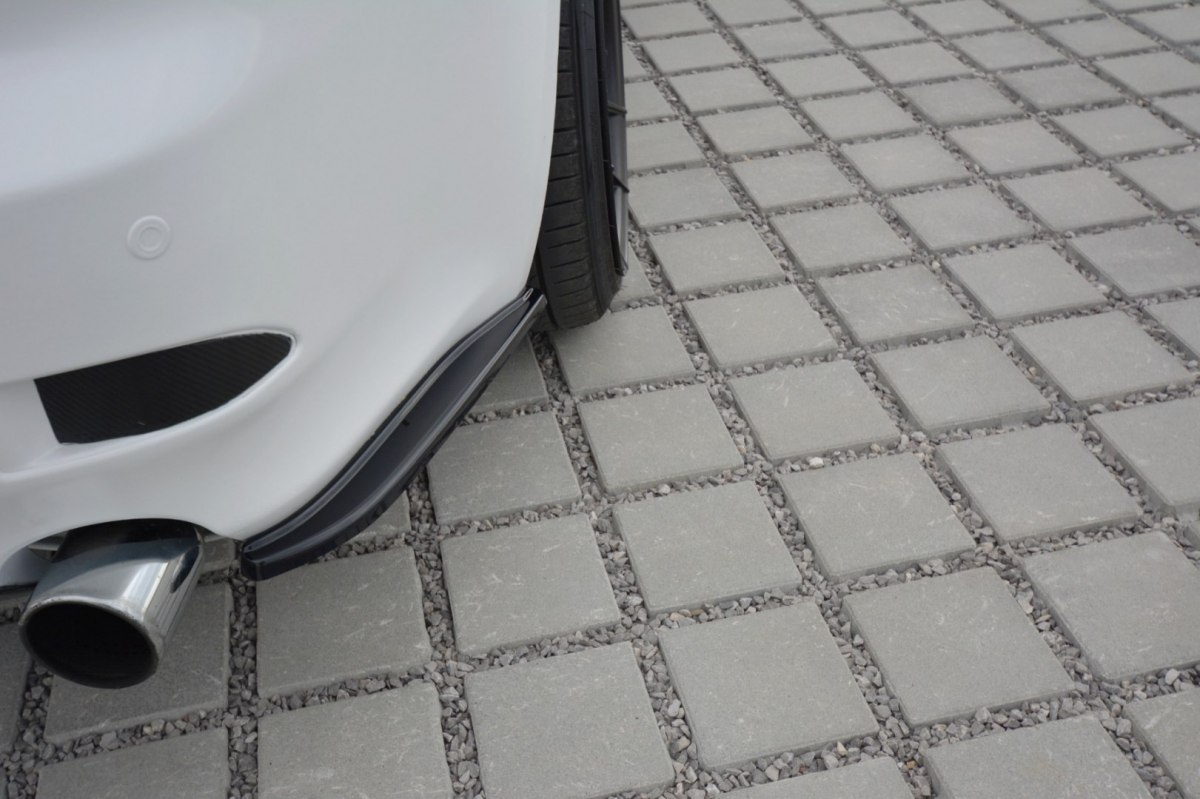REAR SIDE SPLITTERS LEXUS IS MK2 - 4