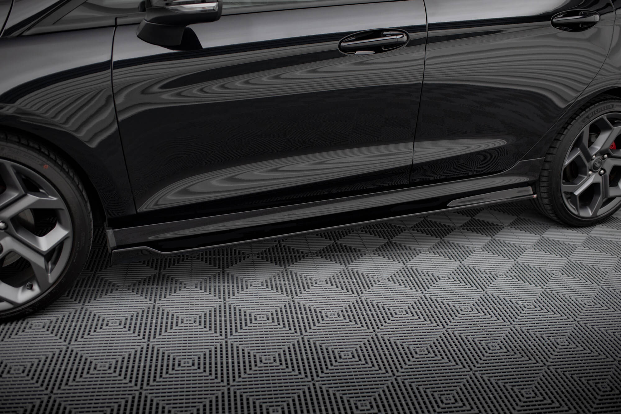 Side Skirts Diffusers V.3 Ford Fiesta Mk8 ST / ST-Line - 3