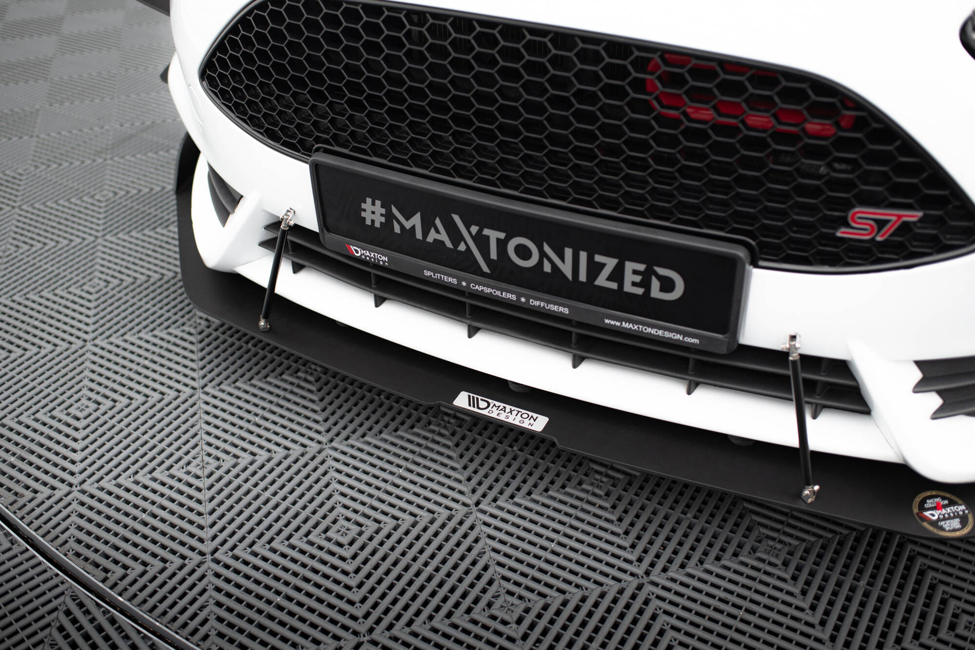 Front Racing Splitter V.2 Fiesta ST Mk7 Facelift - 4
