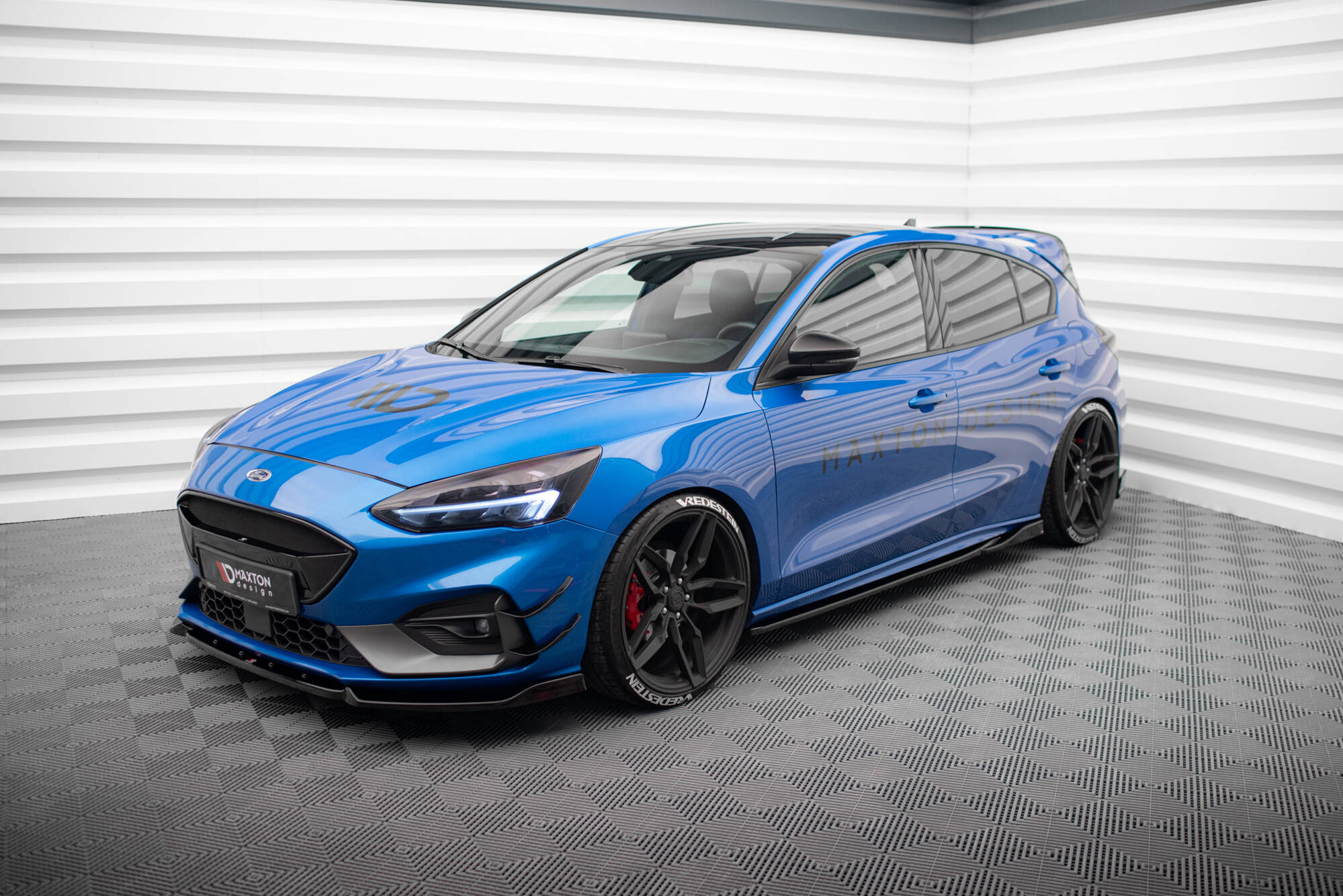 Side Skirts Diffusers V.4 Ford Focus ST / ST-Line Mk4 - 2