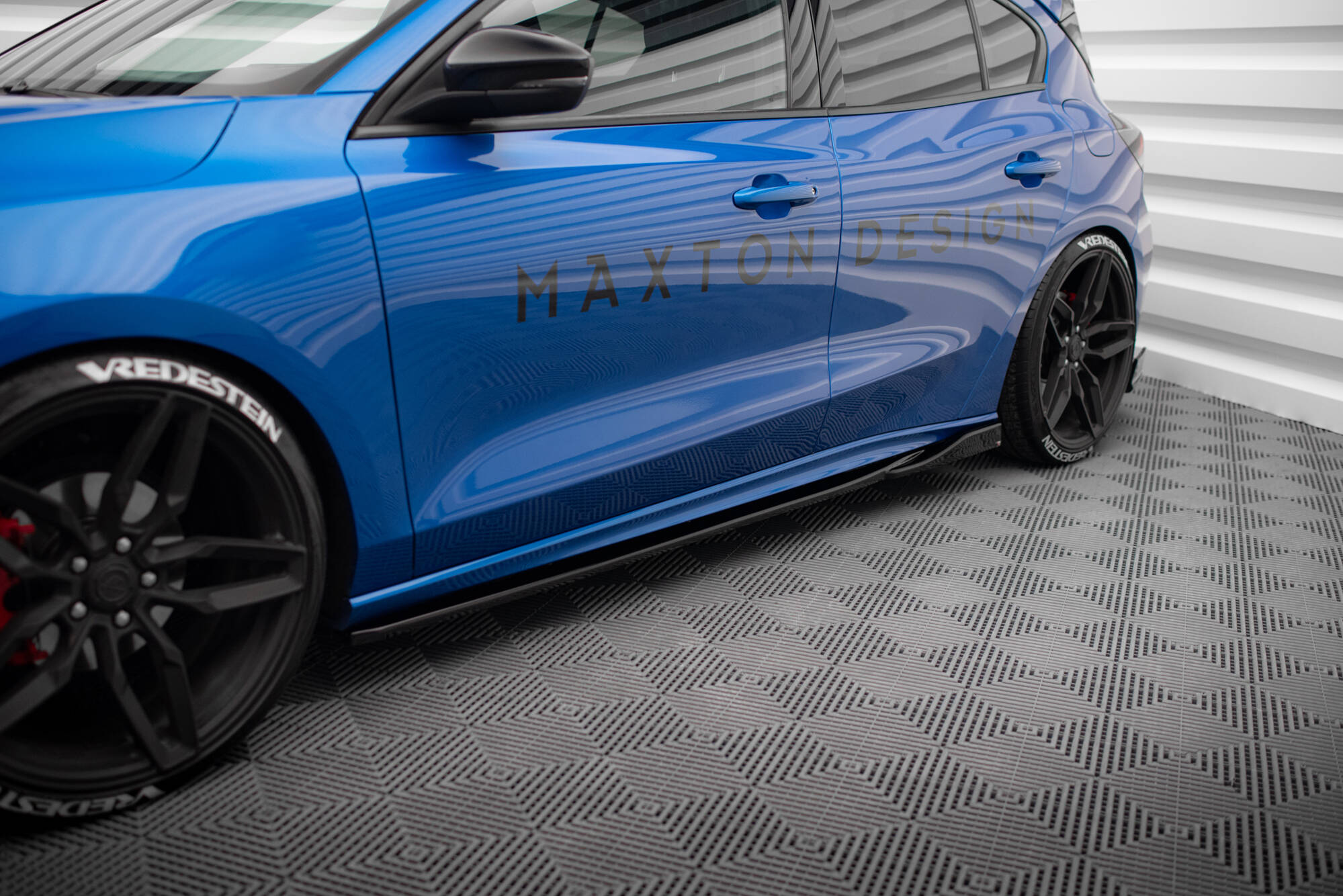 Side Skirts Diffusers V.4 Ford Focus ST / ST-Line Mk4 - 3