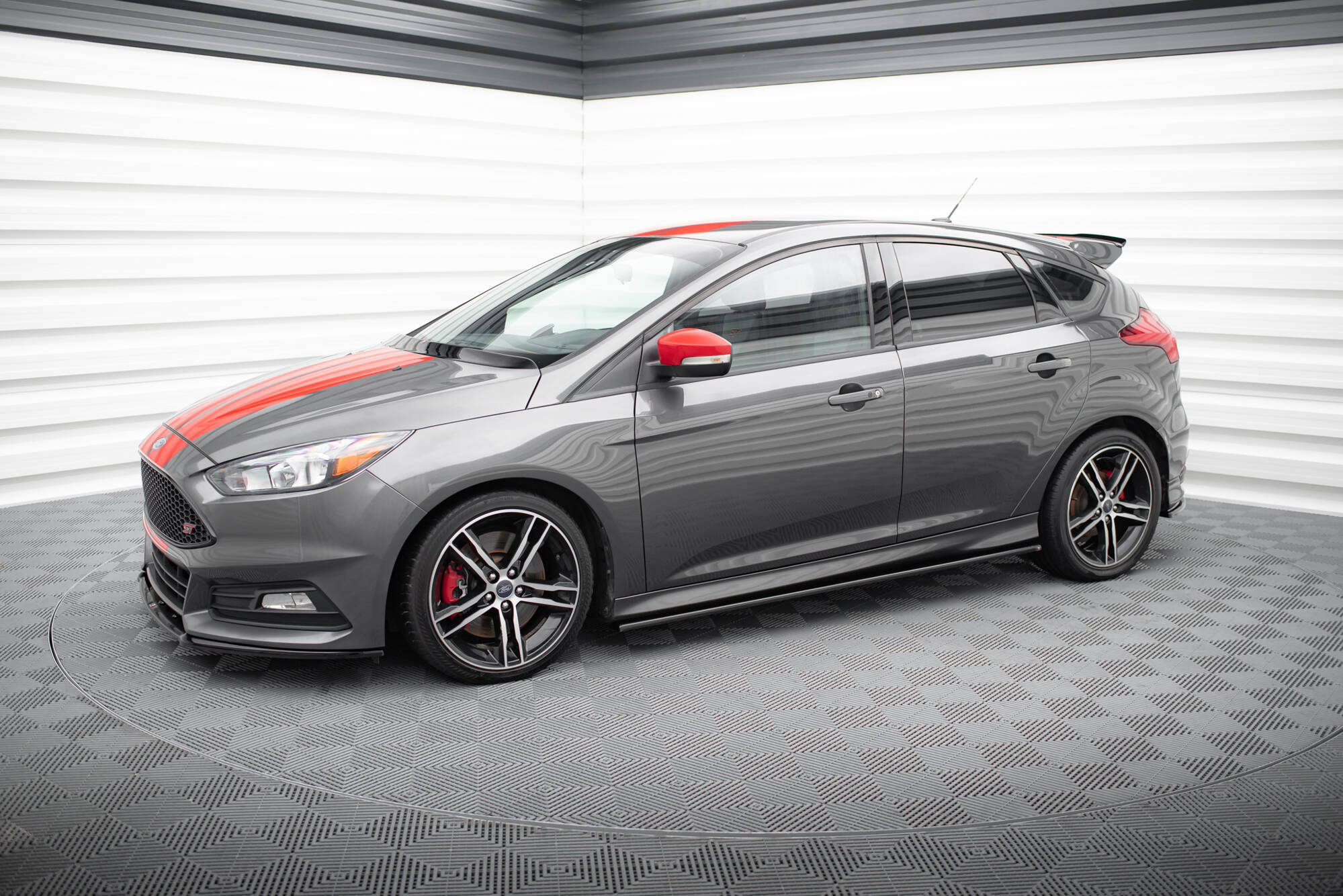 Side Skirts Diffusers Ford Focus ST / ST-Line Mk3 / Mk3 FL Hatchback / Estate - 4