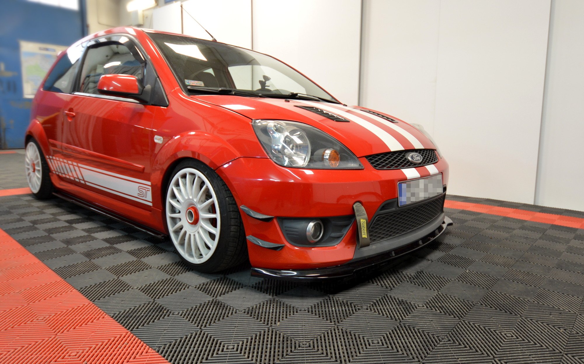 Front Splitter V.1 Ford Fiesta MK 6 St/zetec S (2004-2007) - 2