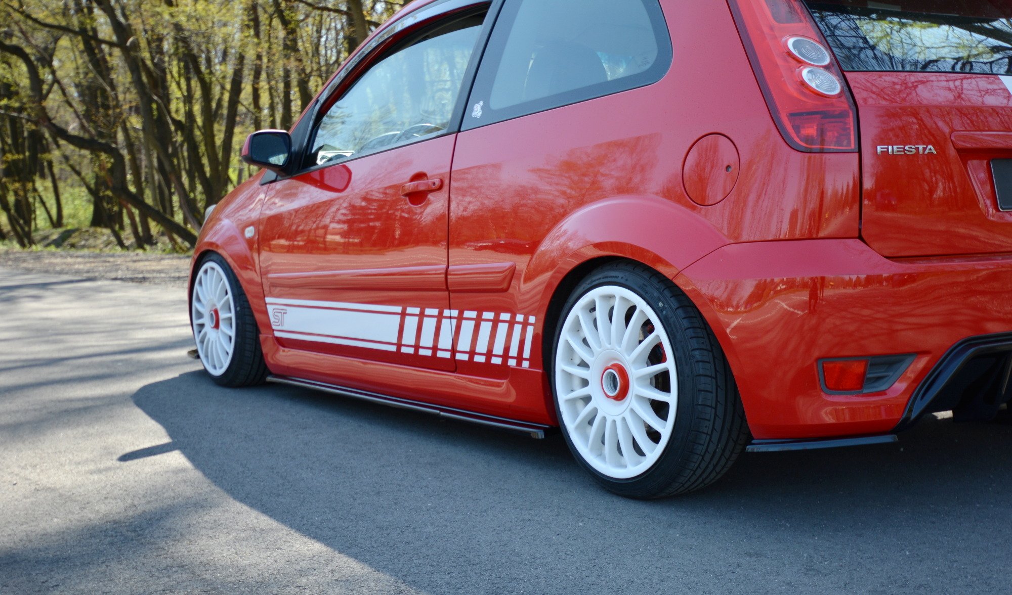 Side Skirts Diffusers Ford Fiesta MK6 ST (2004-2007) - 3