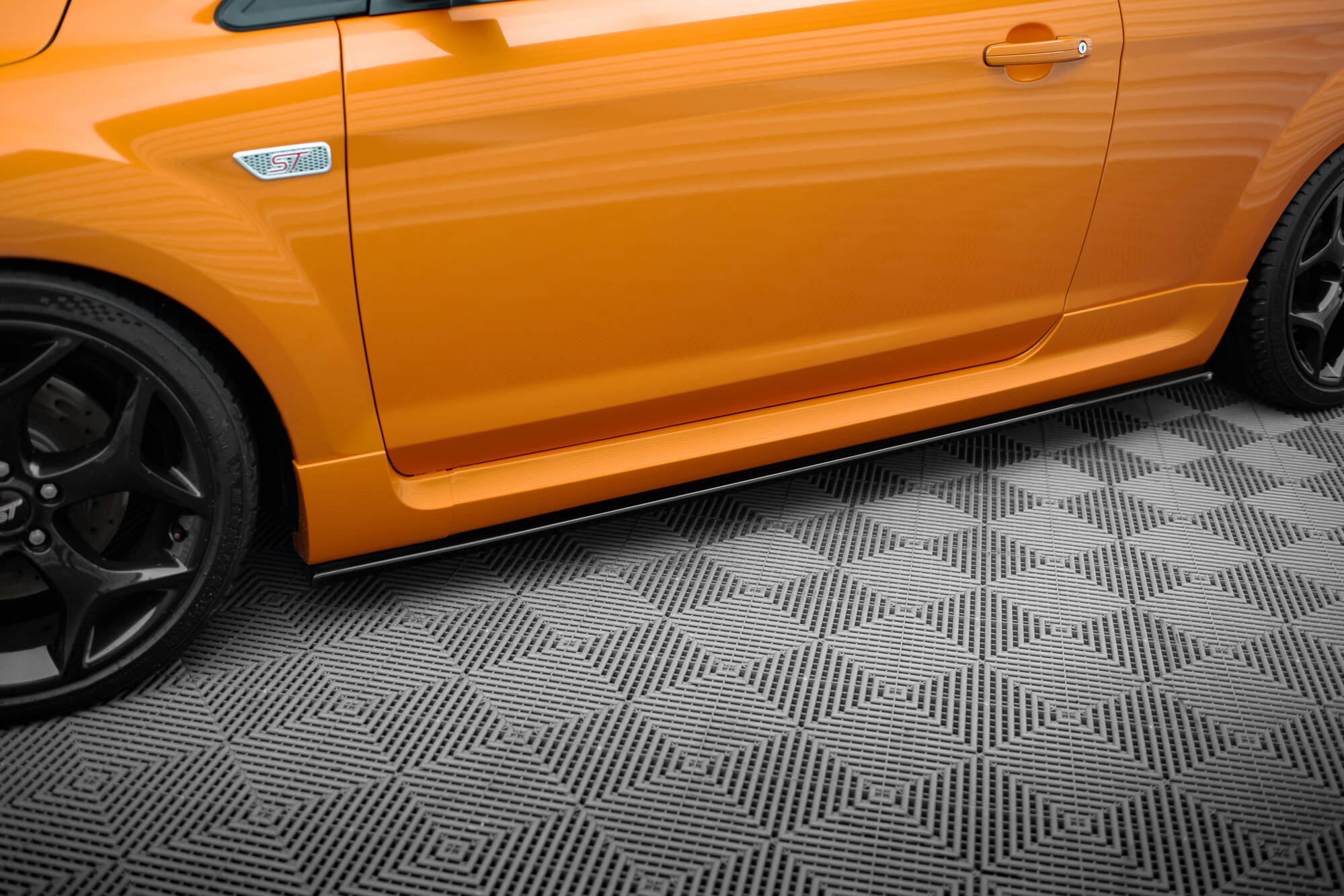 Side Skirts Diffusers Ford Focus II ST Facelift - 3