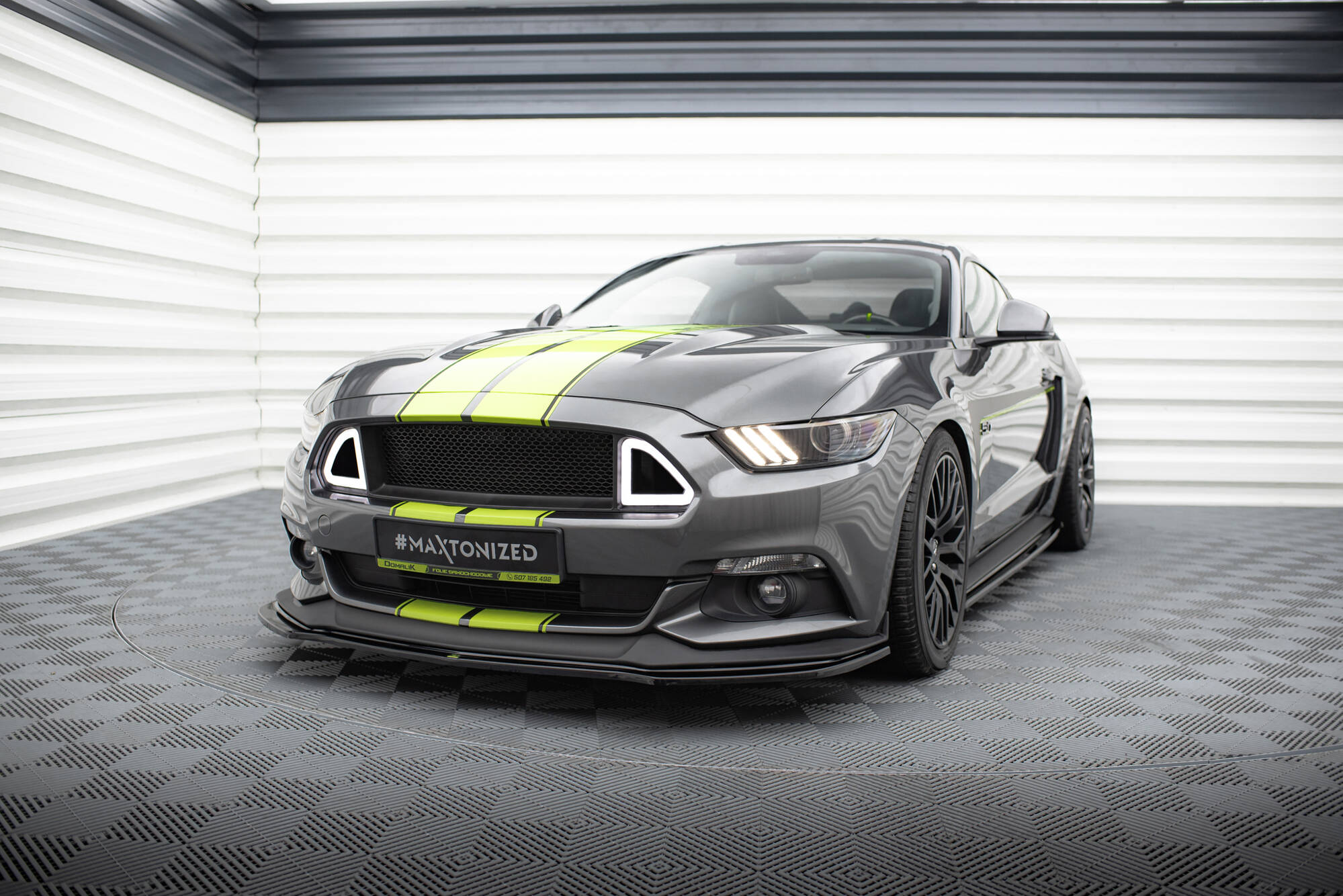 Front Splitter Ford Mustang GT Mk6 - 3