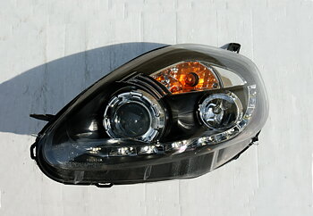 FIAT GRANDE PUNTO 05-07 R8 STYLE LED HEADLIGHTS BLACK V2