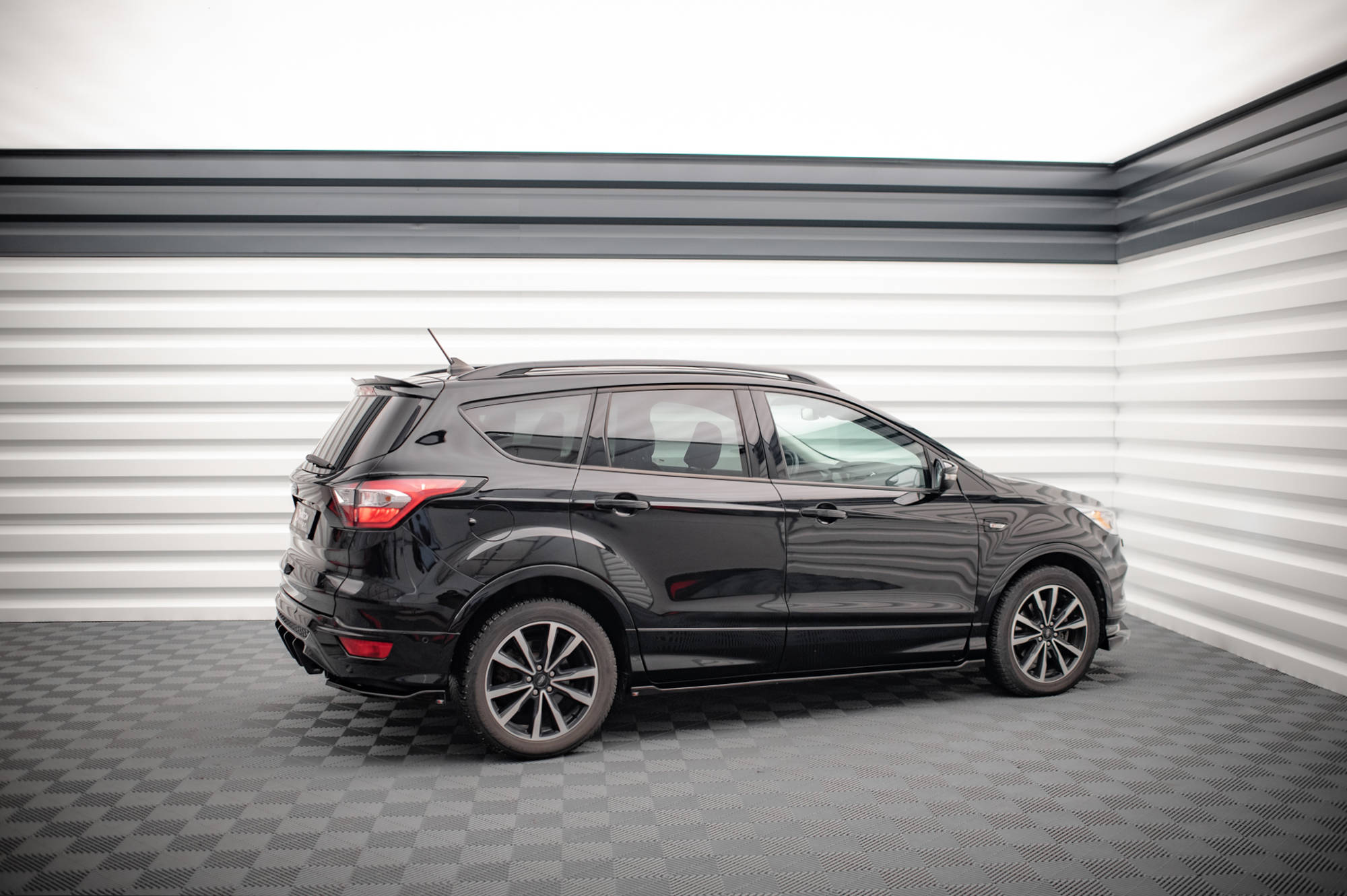 Side Skirts Diffusers Ford Escape St-line MK3 (2012-2019) - 2