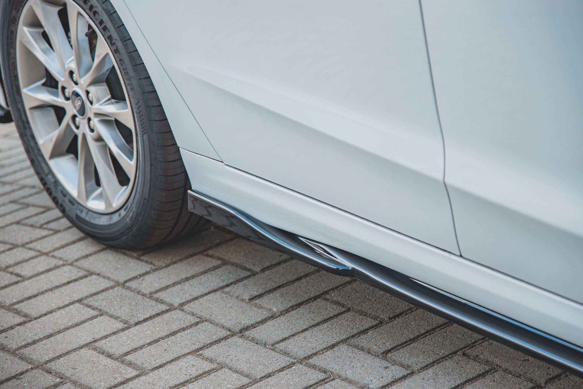 Side Skirts Diffusers Ford Mondeo Mk5 Facelift / Preface - 3