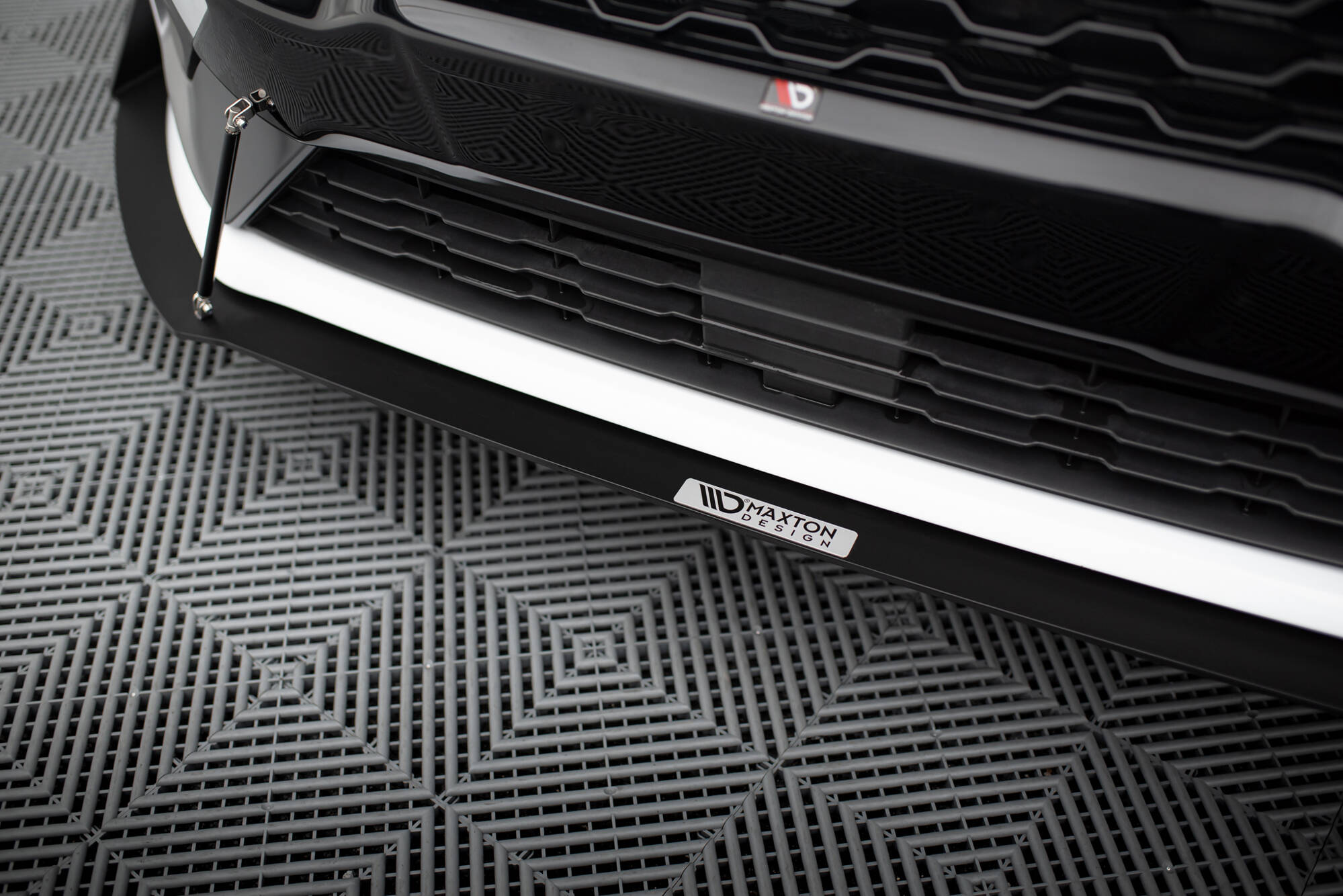 Front Racing Splitter V.1 Fiesta Mk8 ST / ST-Line - 4