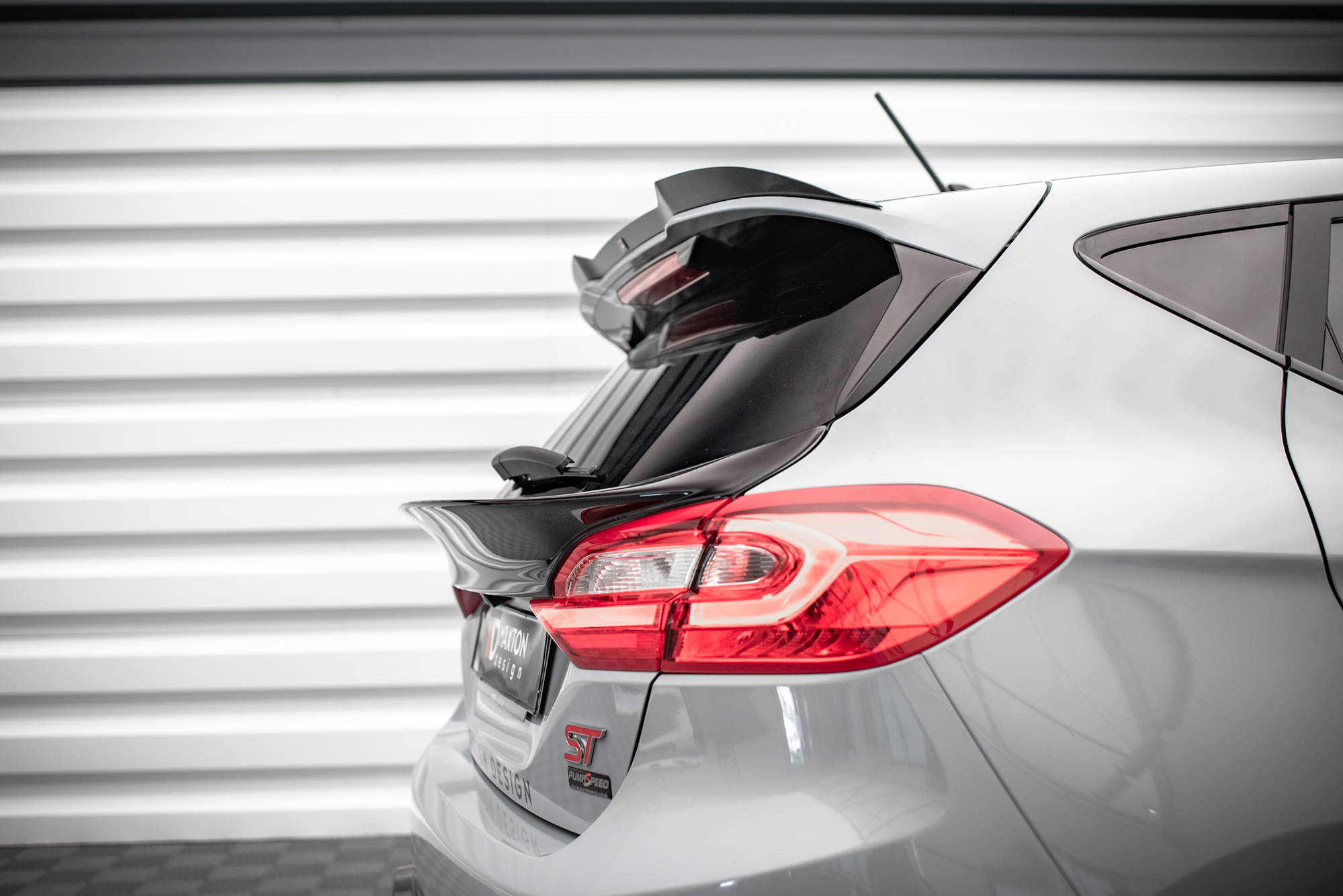 Rear Window Extension Ford Fiesta Mk8 Standard / ST / ST-Line - 3