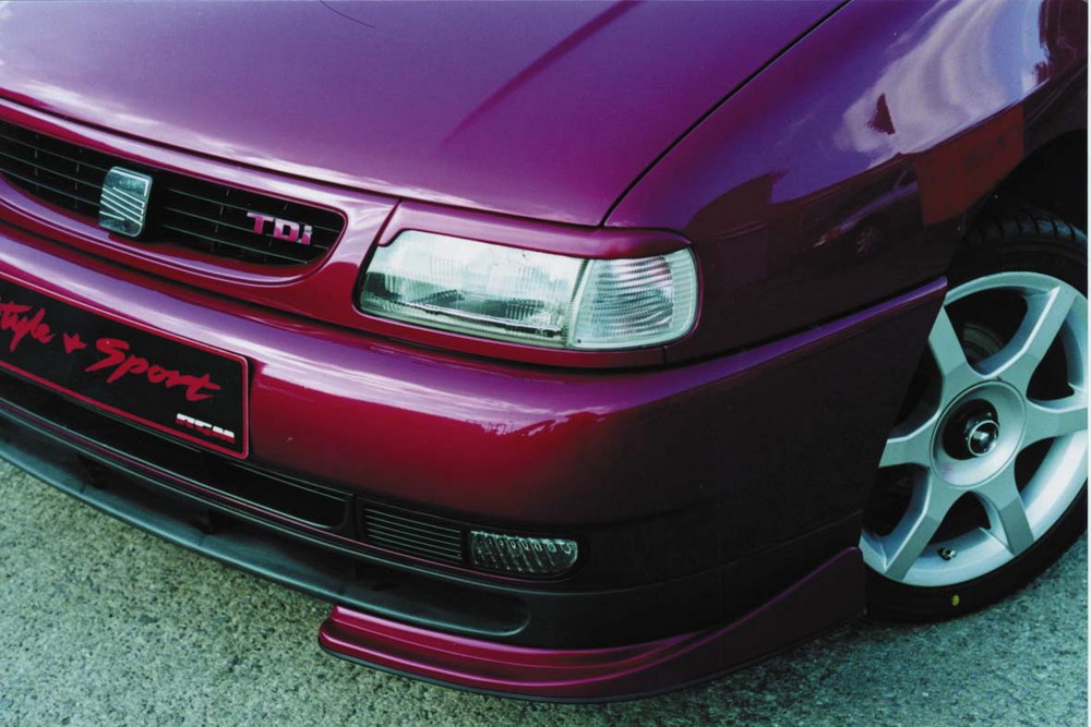 SEAT IBIZA 97-99 FIBERGLASS EYEBROWS [CARCEPT]
