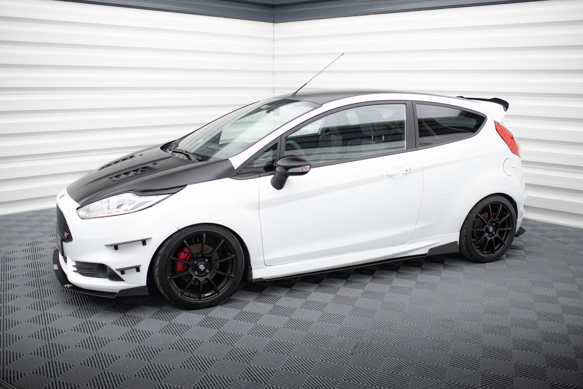 Racing Side Skirts Splitters Ford Fiesta Mk7 ST Facelift - 2