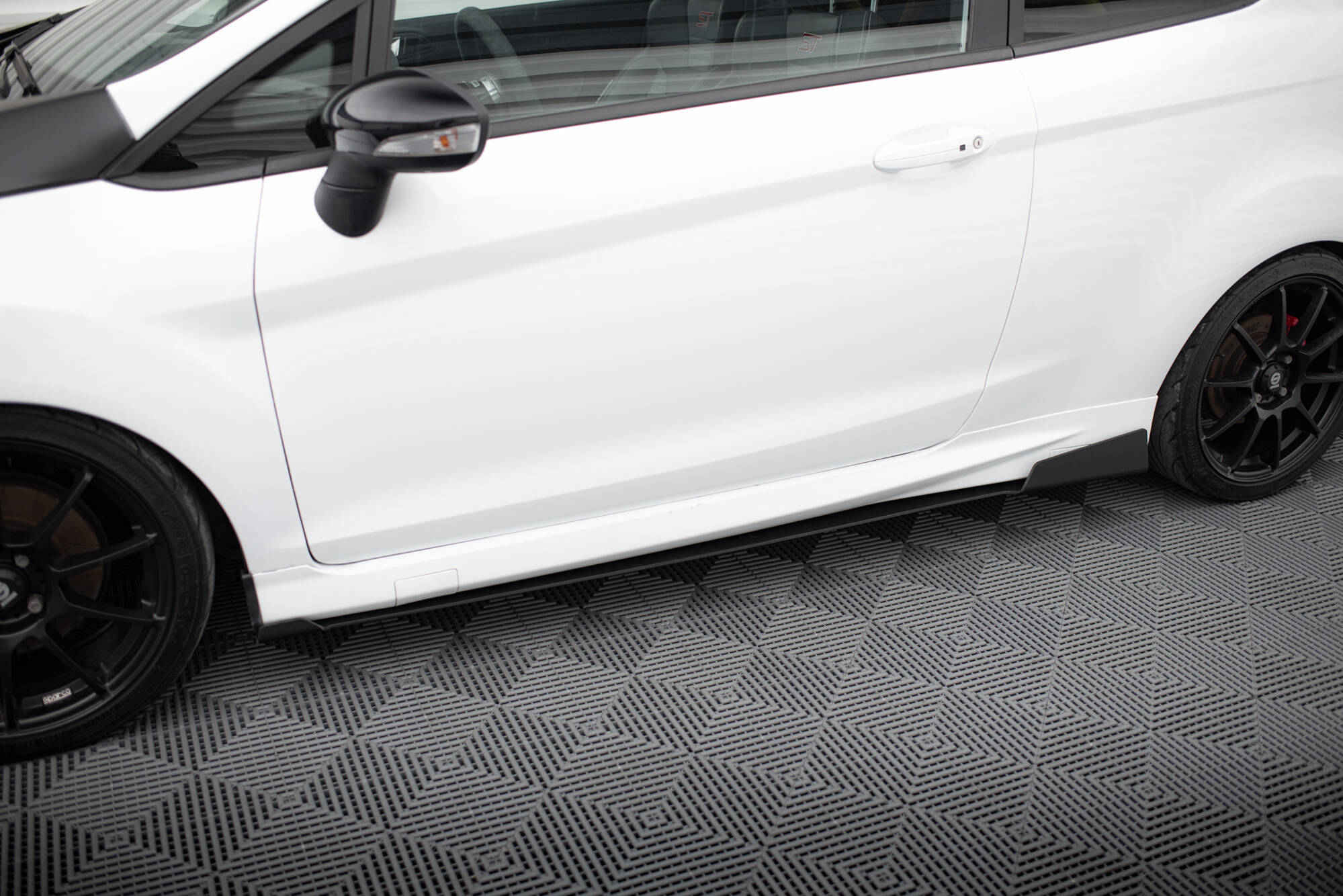Racing Side Skirts Splitters Ford Fiesta Mk7 ST Facelift - 3