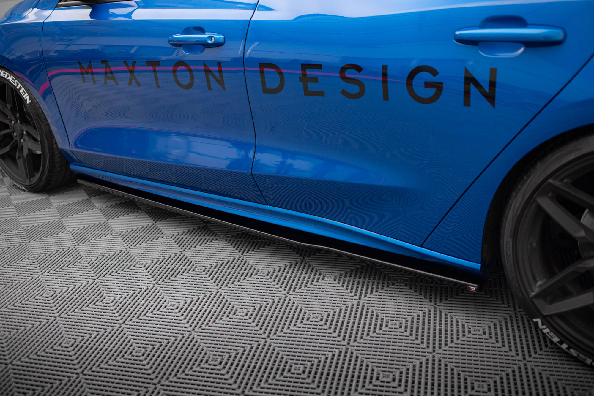 Side Skirts Diffusers V.3 Ford Focus ST / ST-Line Mk4 - 4